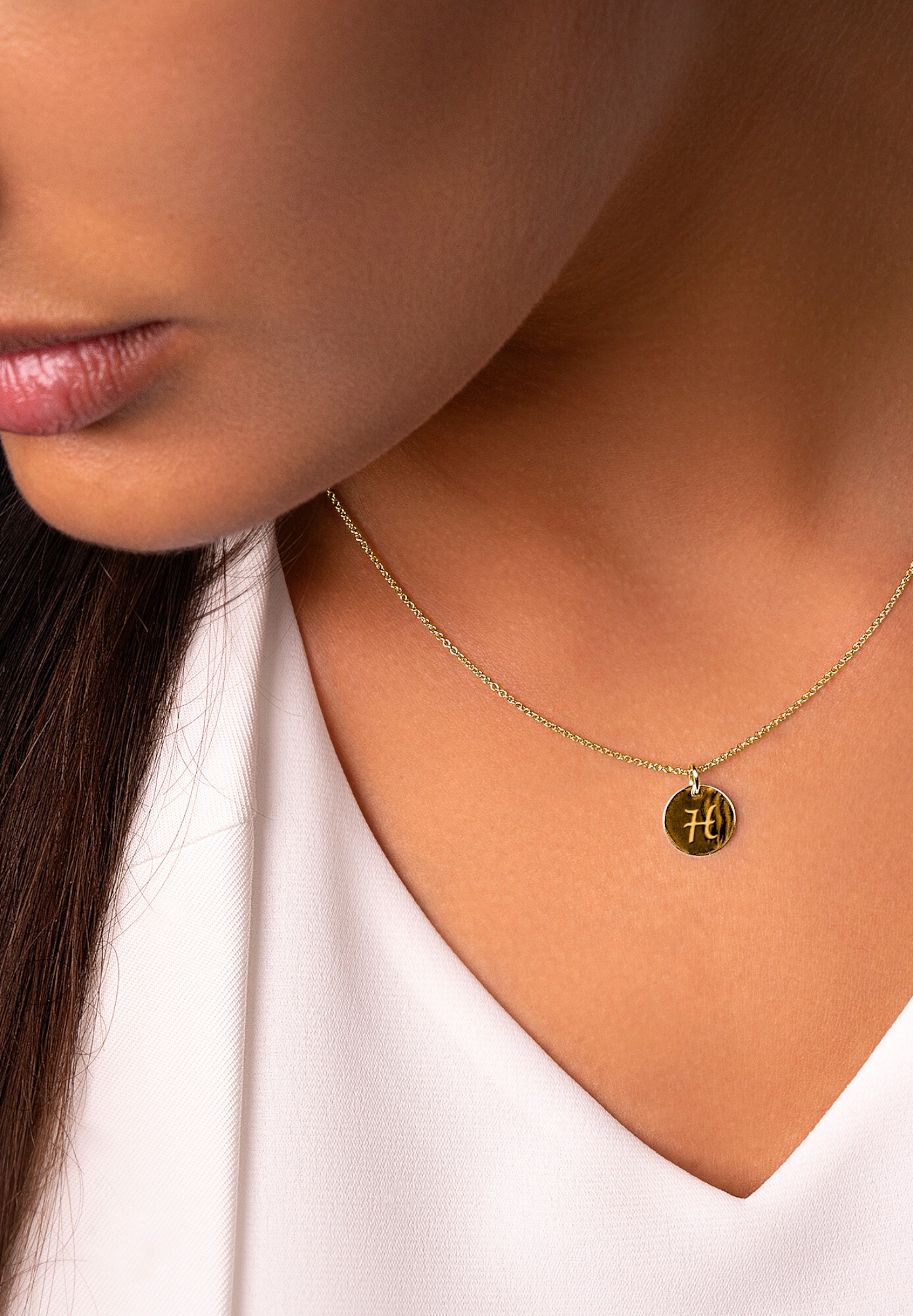 ONE ELEMENT Kettenanhänger »Buchstabe H Buchstaben Anhänger aus 333 Gelbgold Ø 11,0 mm«
