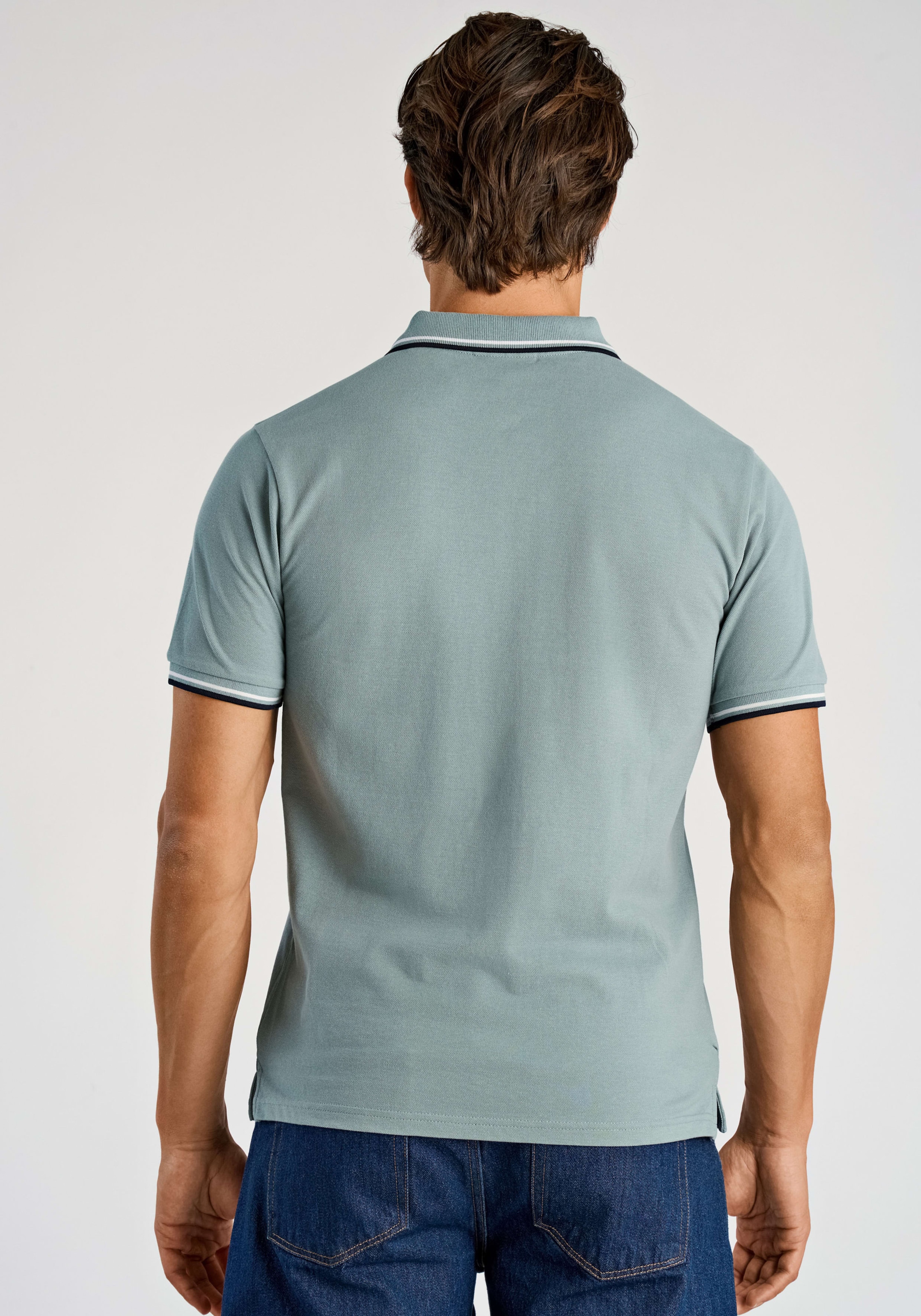 LINDBERGH Poloshirt mit Logo-Stickerei und abgesetzten Bündchen