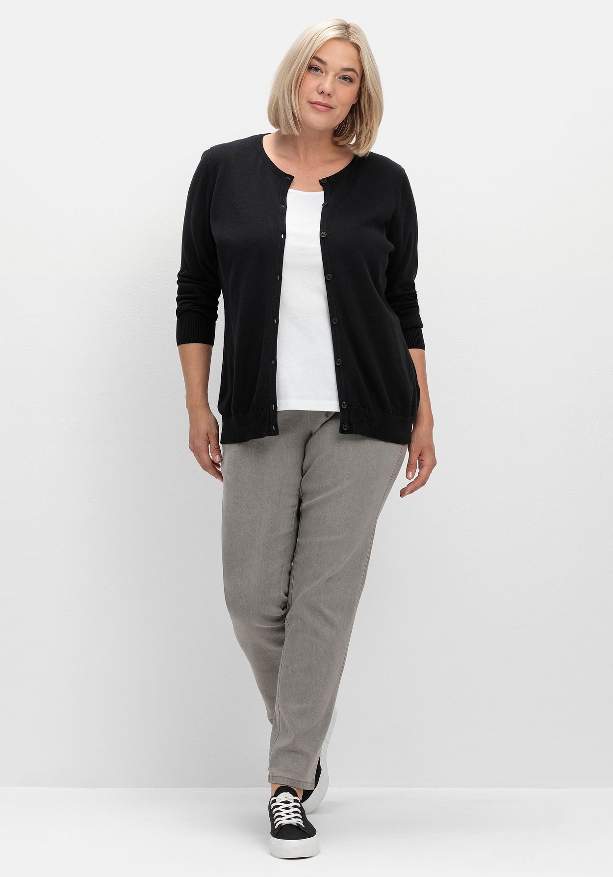Sheego Strickjacke »Feinstrickjacke aus Baumwolle, mit Knopfleiste«