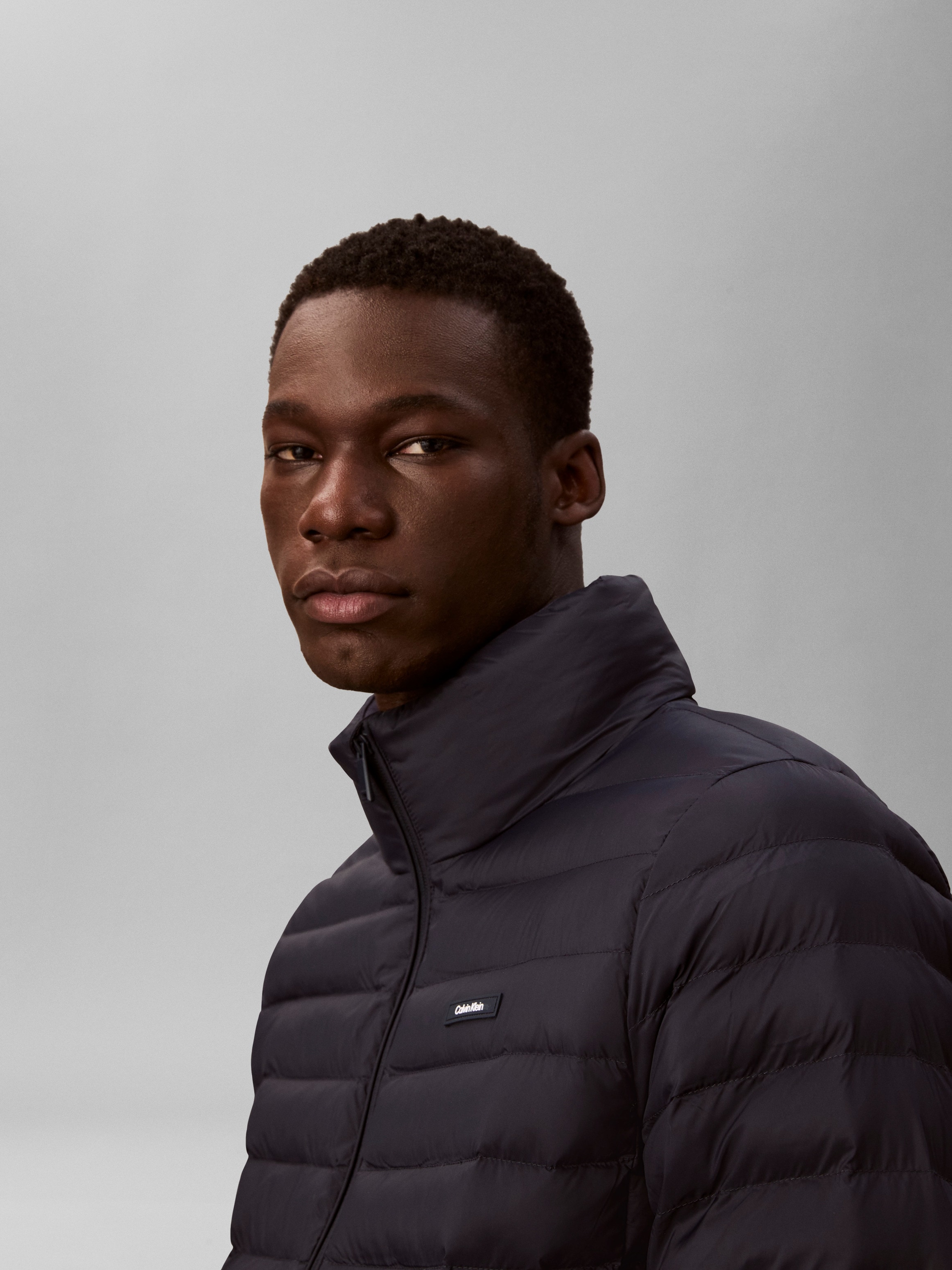 Calvin Klein Steppjacke »LS LT WT NYLN CHNNLD« ohne Kapuze Mit Rundhalsausschnitt