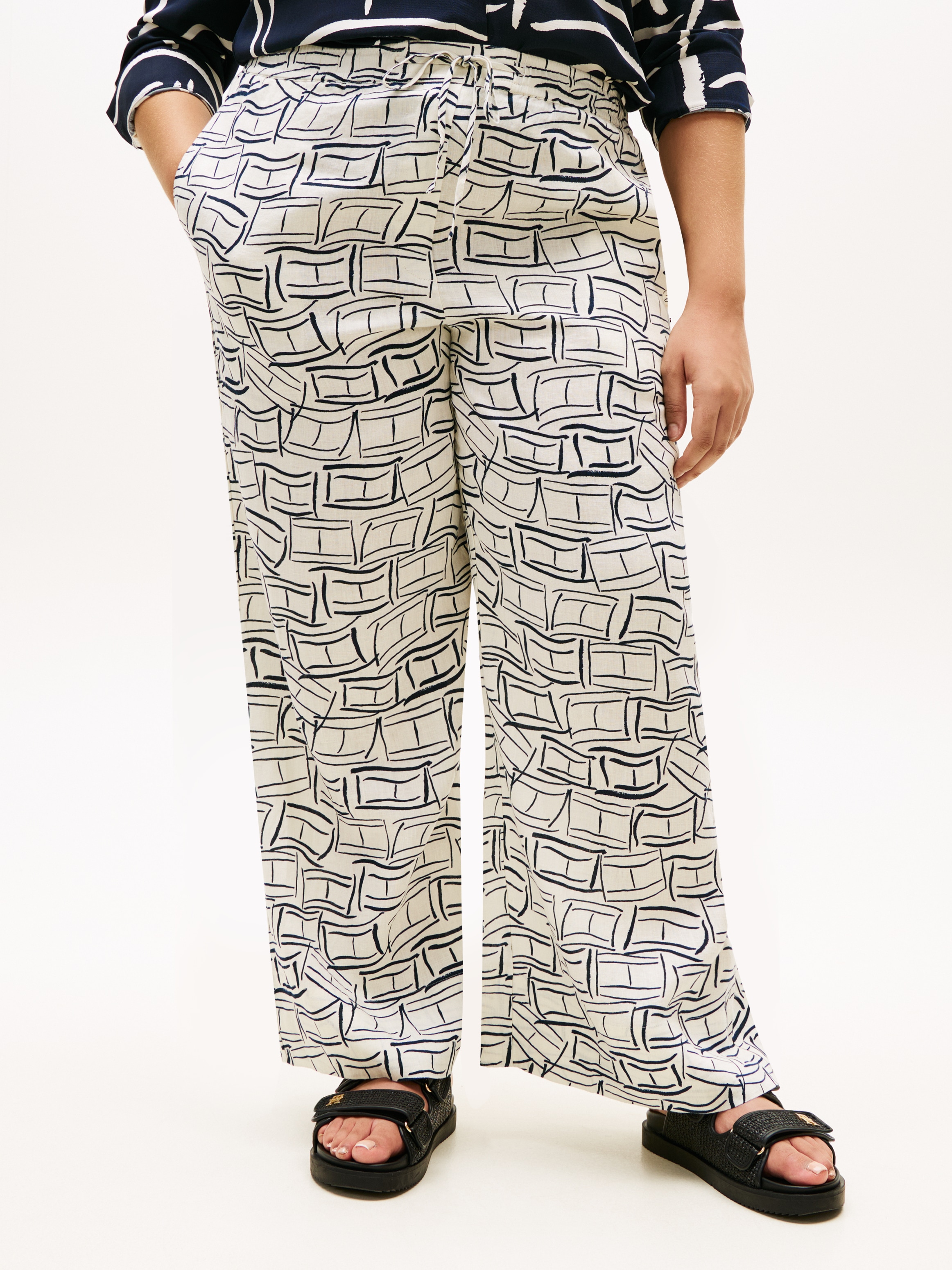 Tommy Hilfiger Curve Stoffhose »CRV ESS LINEN PULL ON PANTS«  in großen Größen