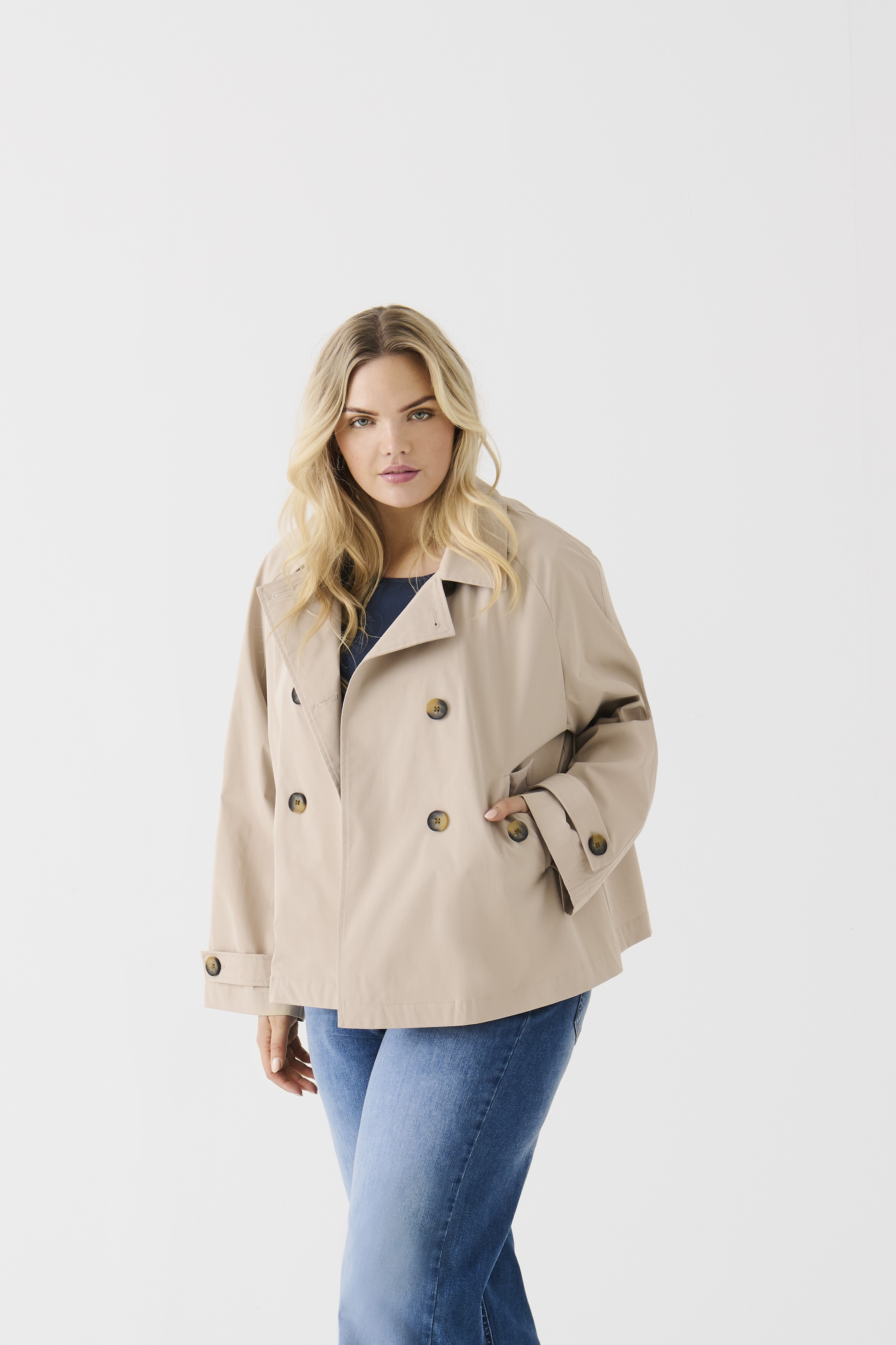 ONLY CARMAKOMA Kurzjacke »CARAPRIL LIFE SHORT TRENCHCOAT OTW NOOS«