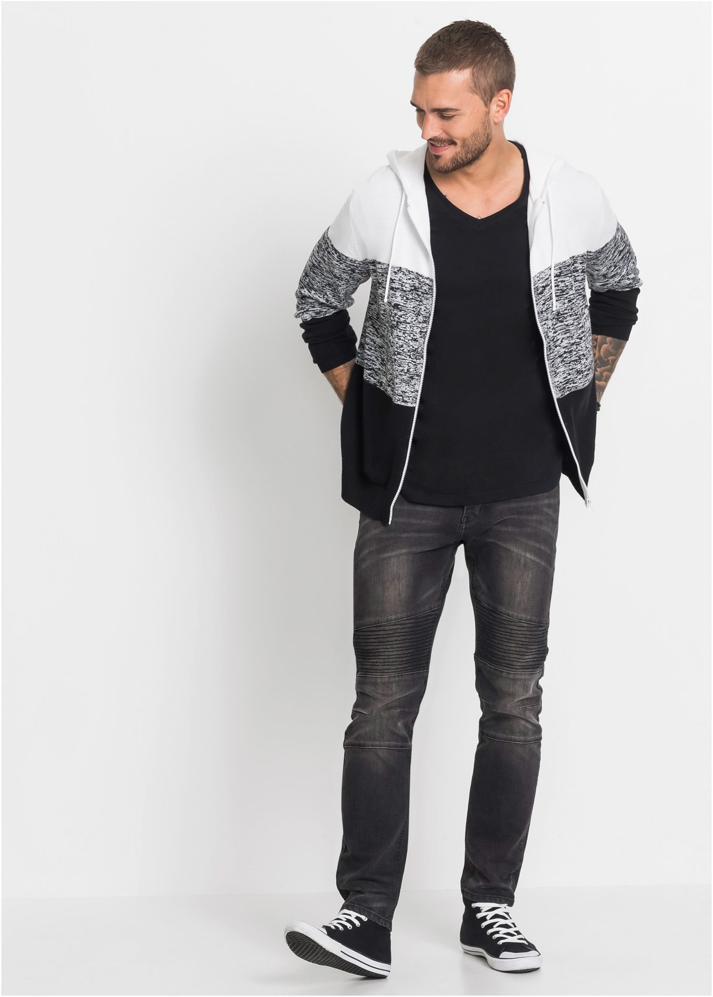 bonprix T-Shirt »T-Shirt mit V-Ausschnitt (3er Pack)« Packung, 3 Stk. Regular Fit, V-Ausschnitt, aus Baumwolle