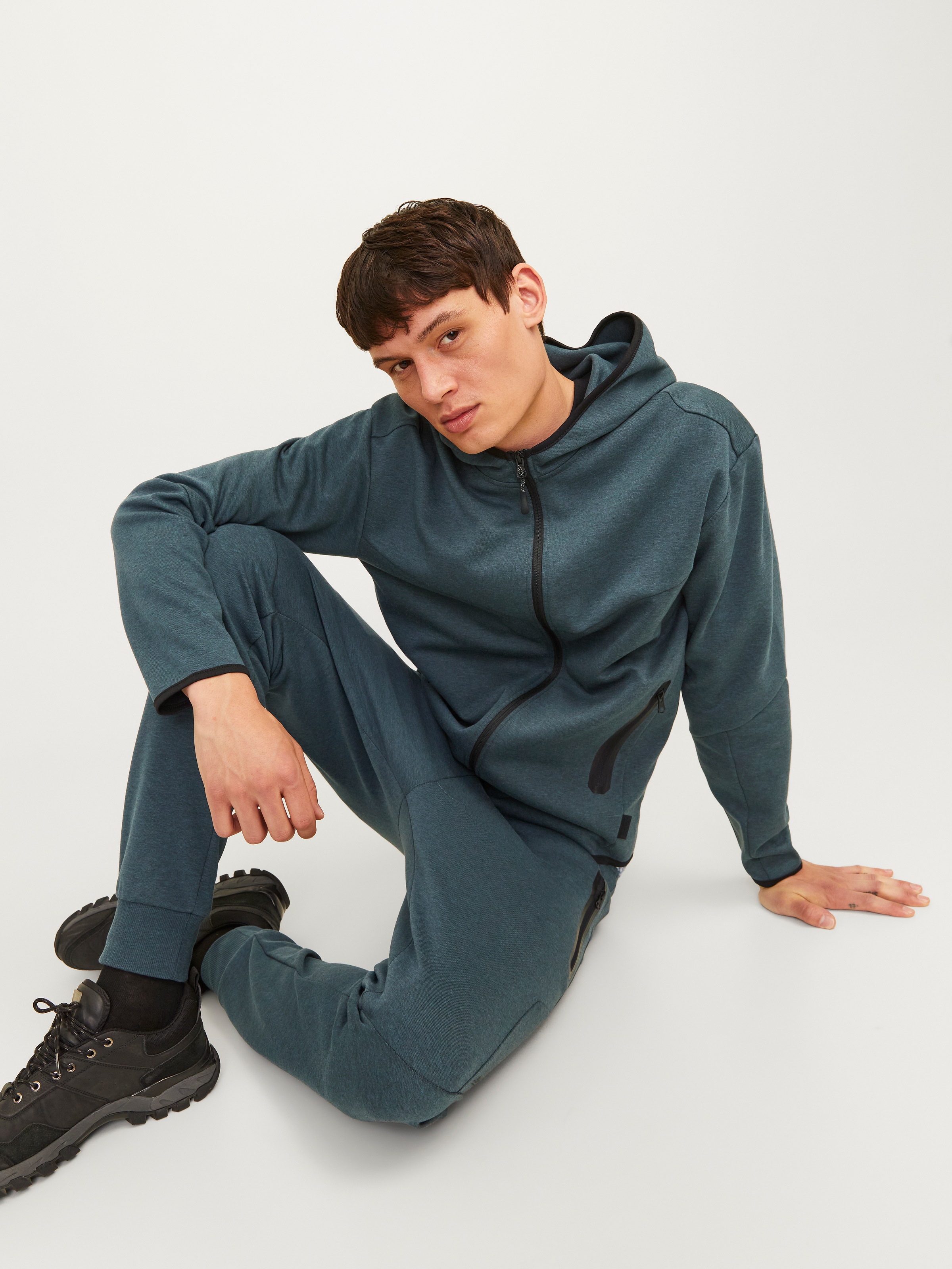 Jack & Jones Sweatjacke »JCOFUSION SWEAT ZIP HOOD NOOS«