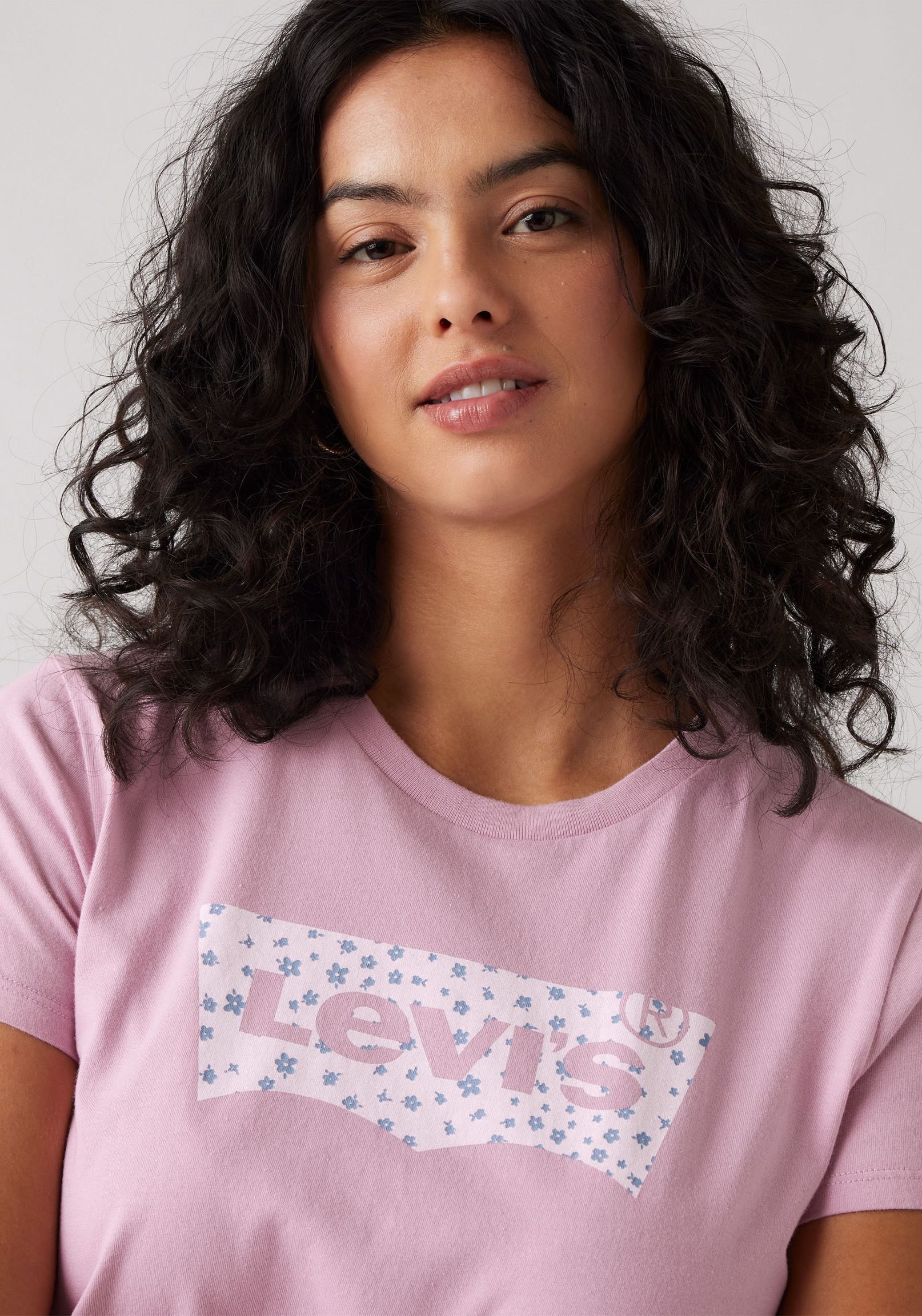 Levi's® T-Shirt »LSE THE PERFECT TEE«