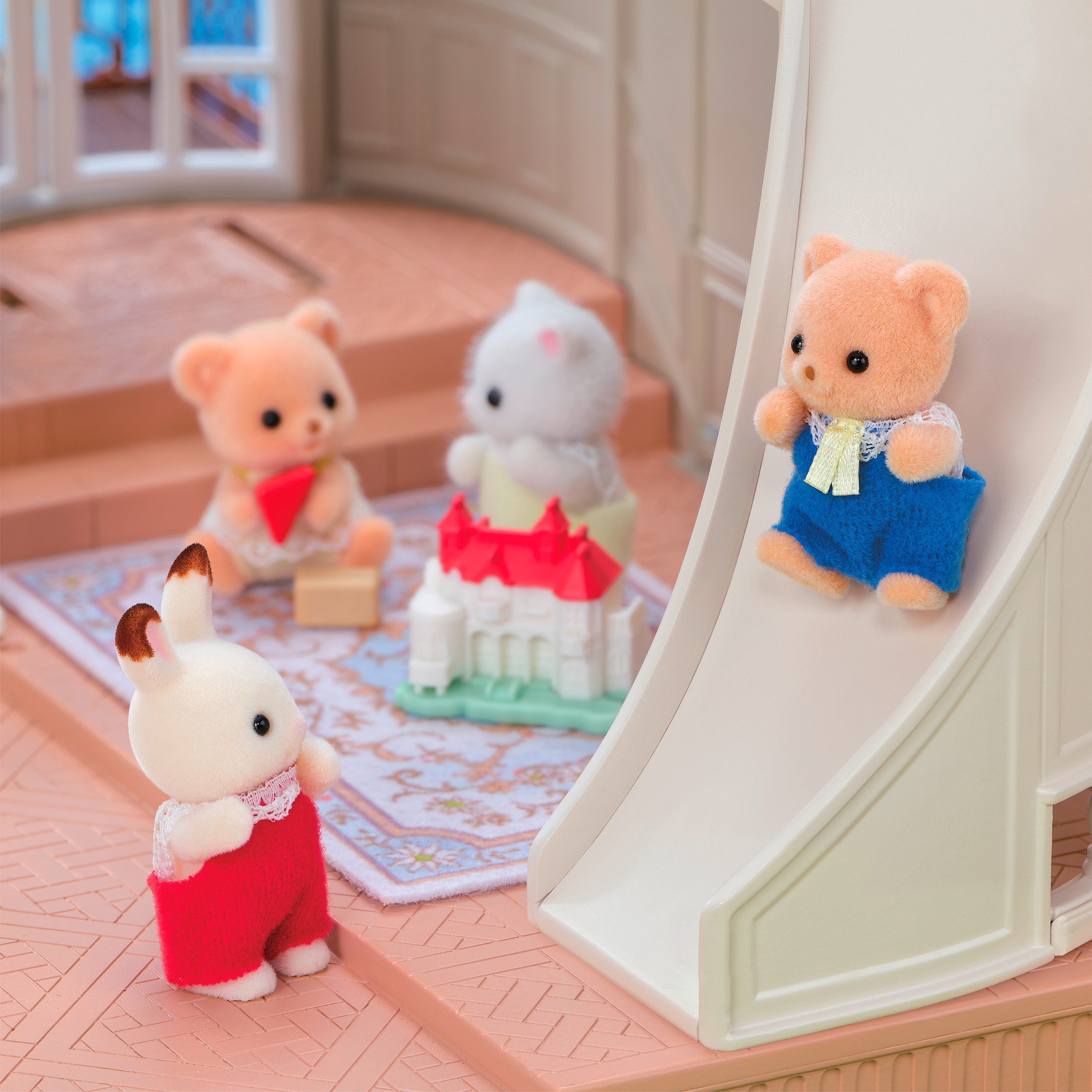 Sylvanian Families Spielwelt »Villa am Fluss«
