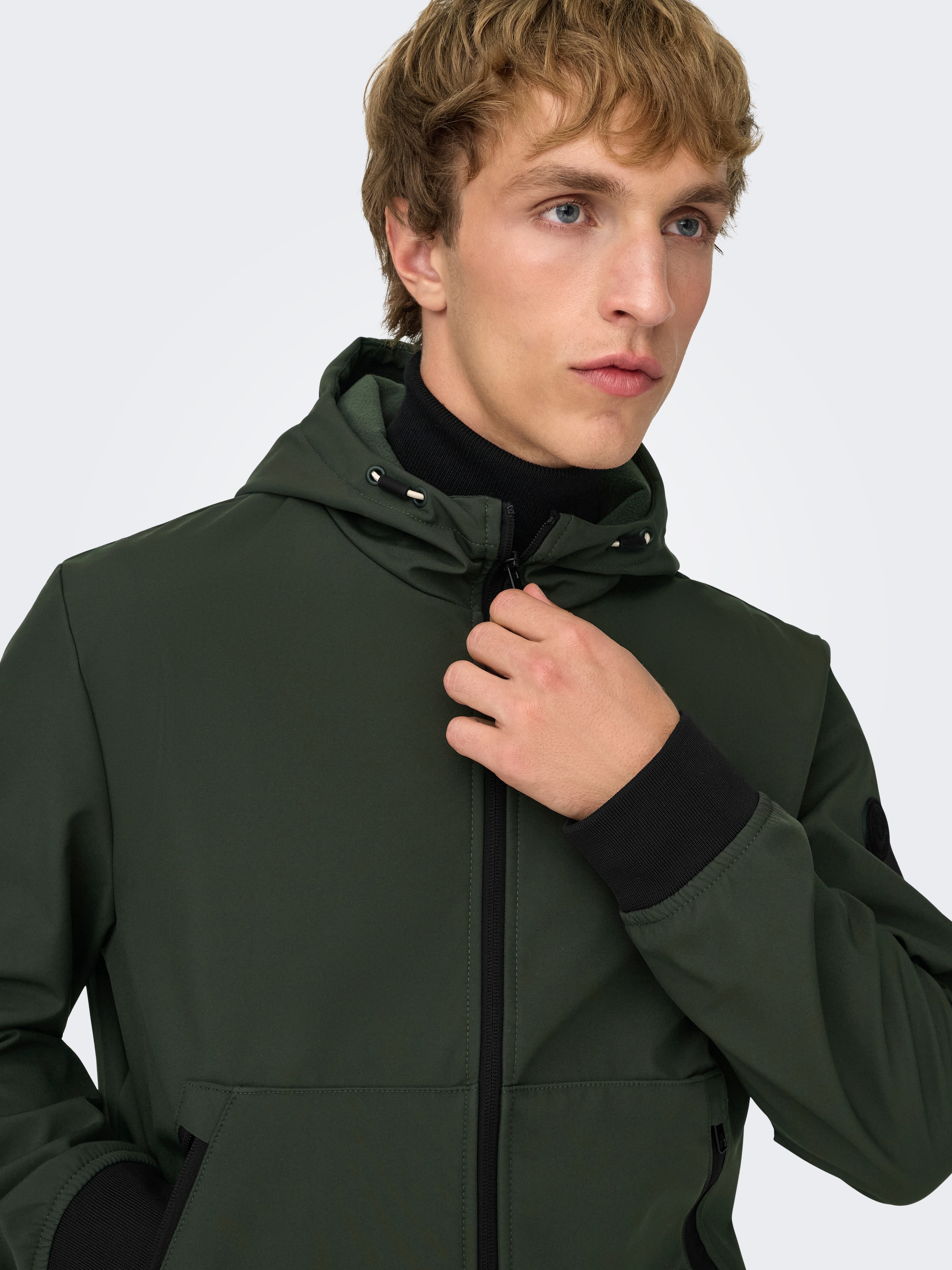 ONLY & SONS Softshelljacke »ONSBOWIE SOFTSHELL BOMBER NOOS« mit Kapuze