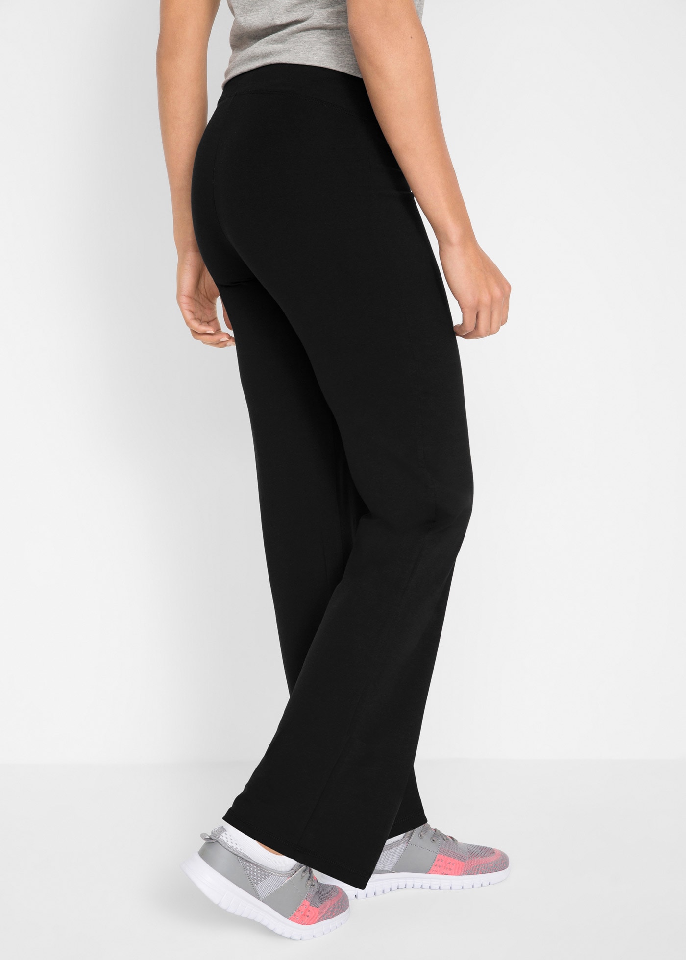 bonprix Sporthose  aus Baumwoll-Stretch, Bootcut, Slim fit, Kontrastdetail am Bund