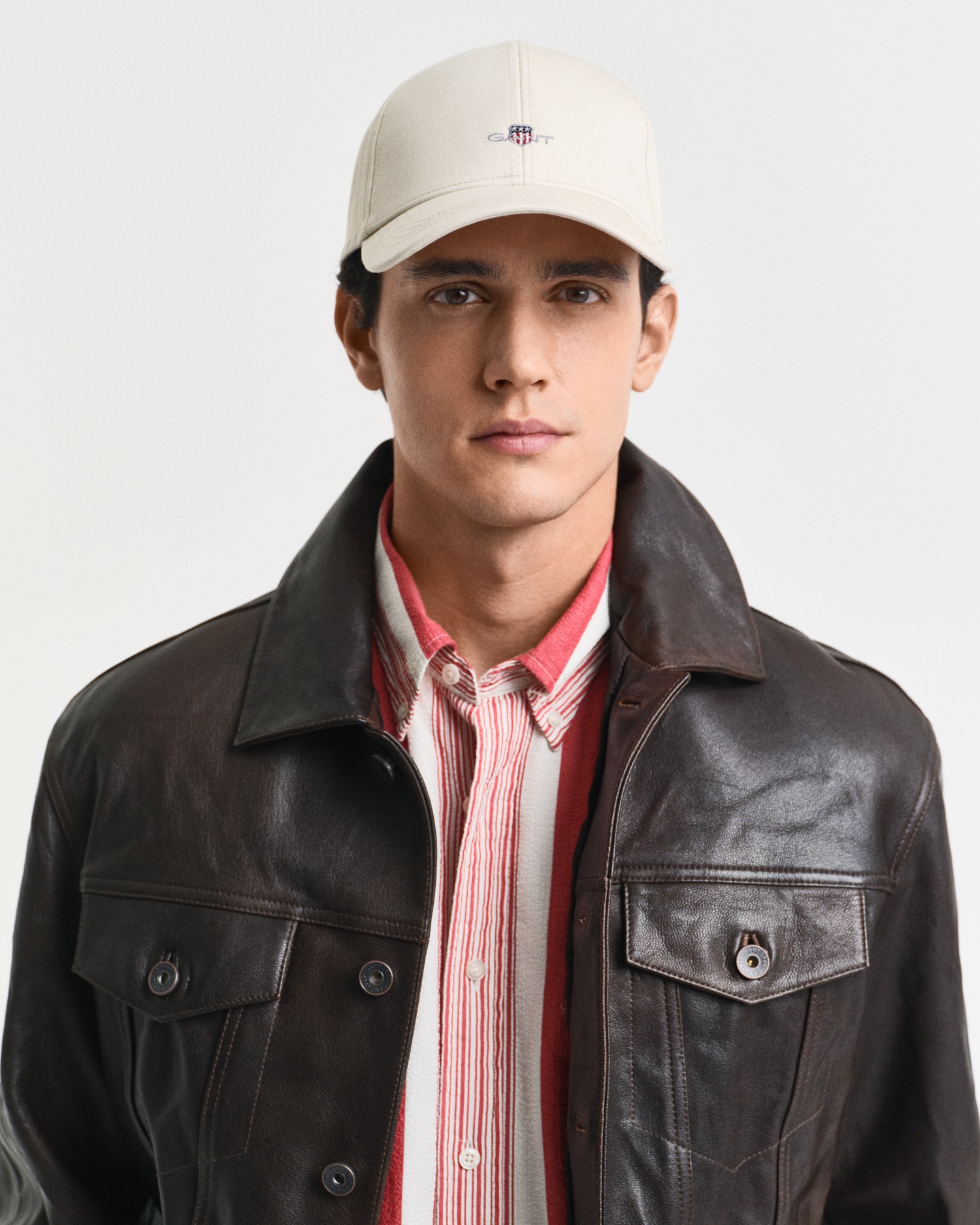 Gant Baseball Cap »HIGH SHIELD COTTON TWILL CAP«, mit einer hohen Krone