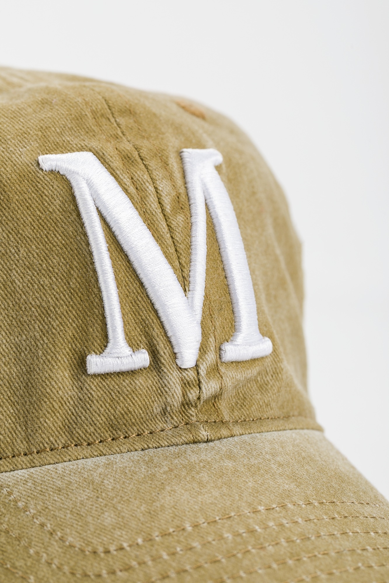 MUSTANG Baseball Cap »"Jamie"« Größenverstellbar, Washed Look, mit großer Stickerei vorne