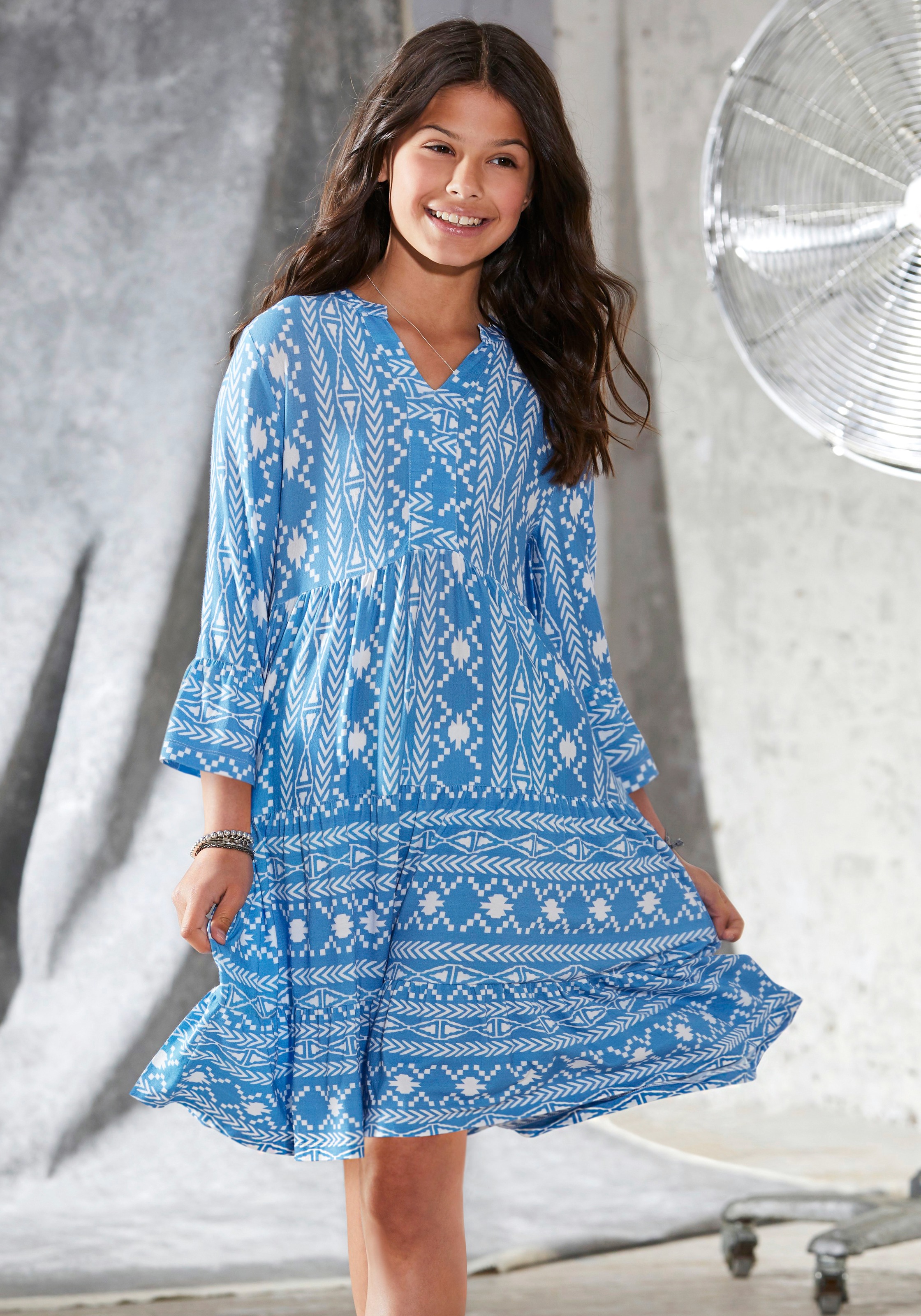 Arizona Volantkleid, in weiter A-Form