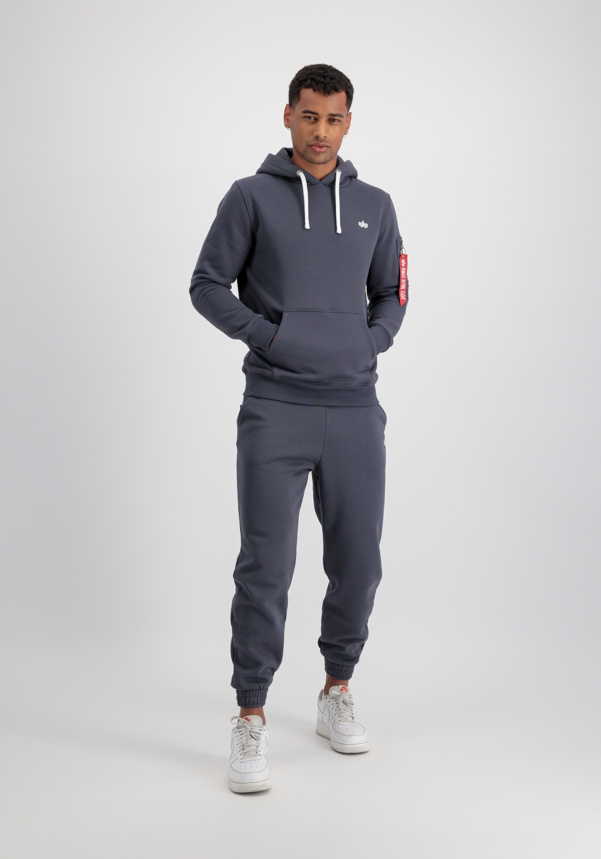 Alpha Industries Hoodie »Unisex EMB Hoodie Kapuzensweatshirt«
