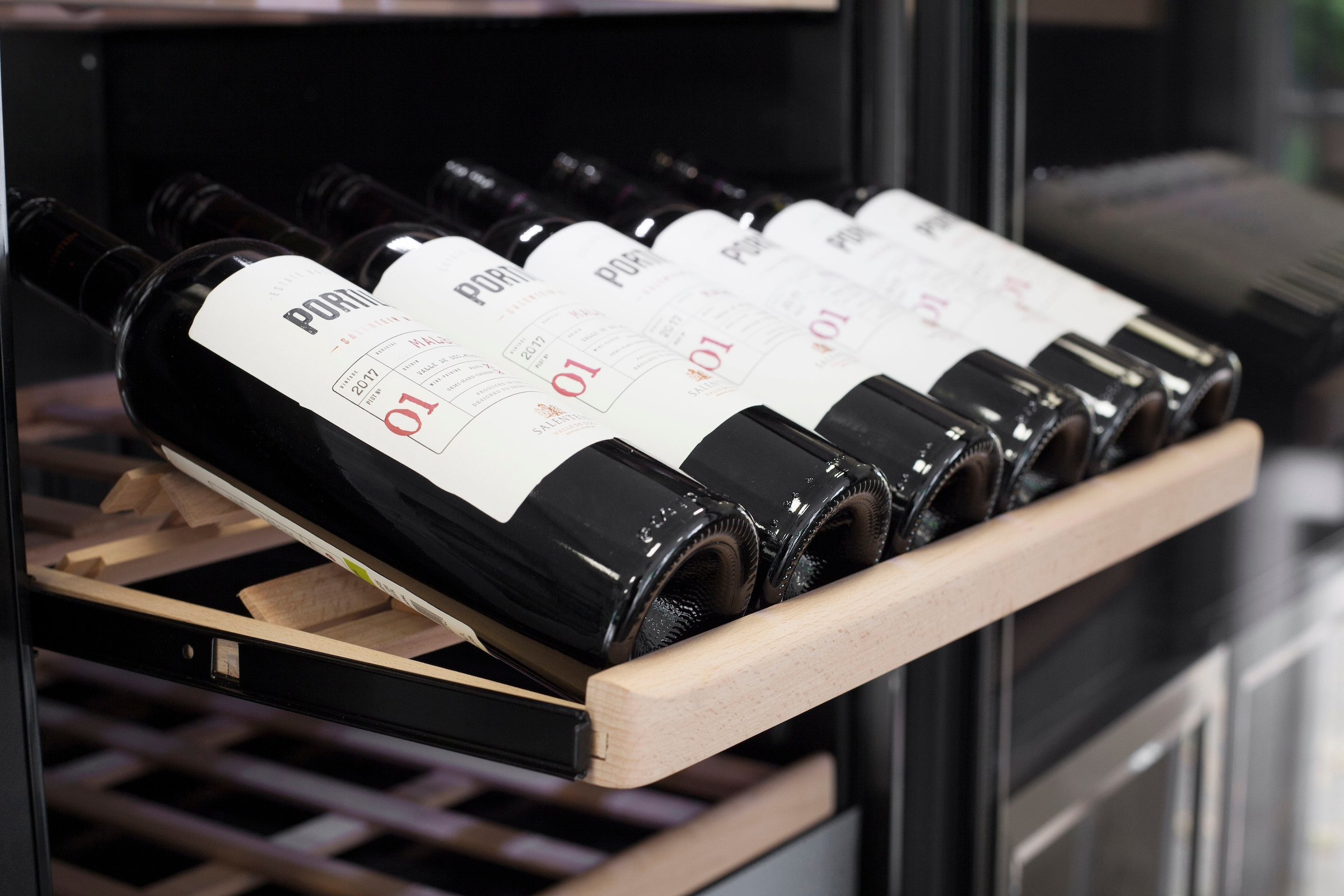 Caso Weinkühlschrank »776 WineChef Pro 126-2D« für 126 Stk. Standardflaschen á 075l