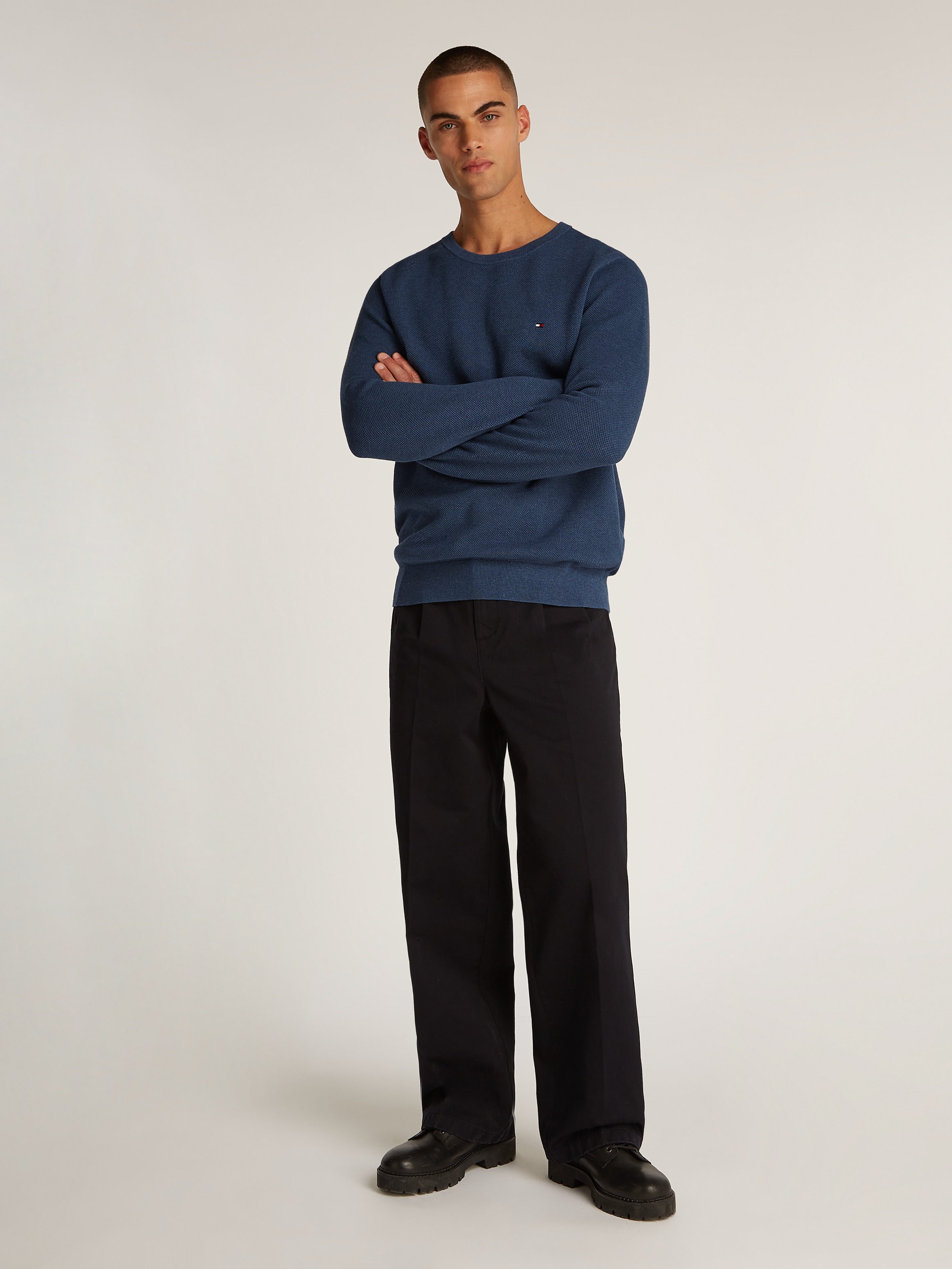 Tommy Hilfiger Rundhalspullover »ESSENTIAL STRUCTURE CREW NECK«, mit feiner Struktur