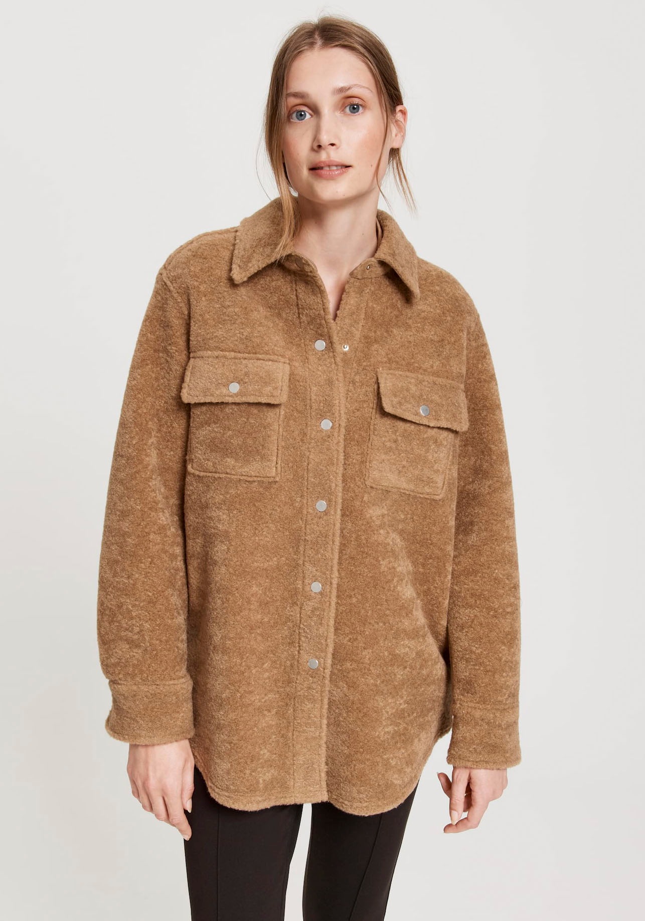 OPUS Blusenblazer »Jofa«, im Teddy-Look
