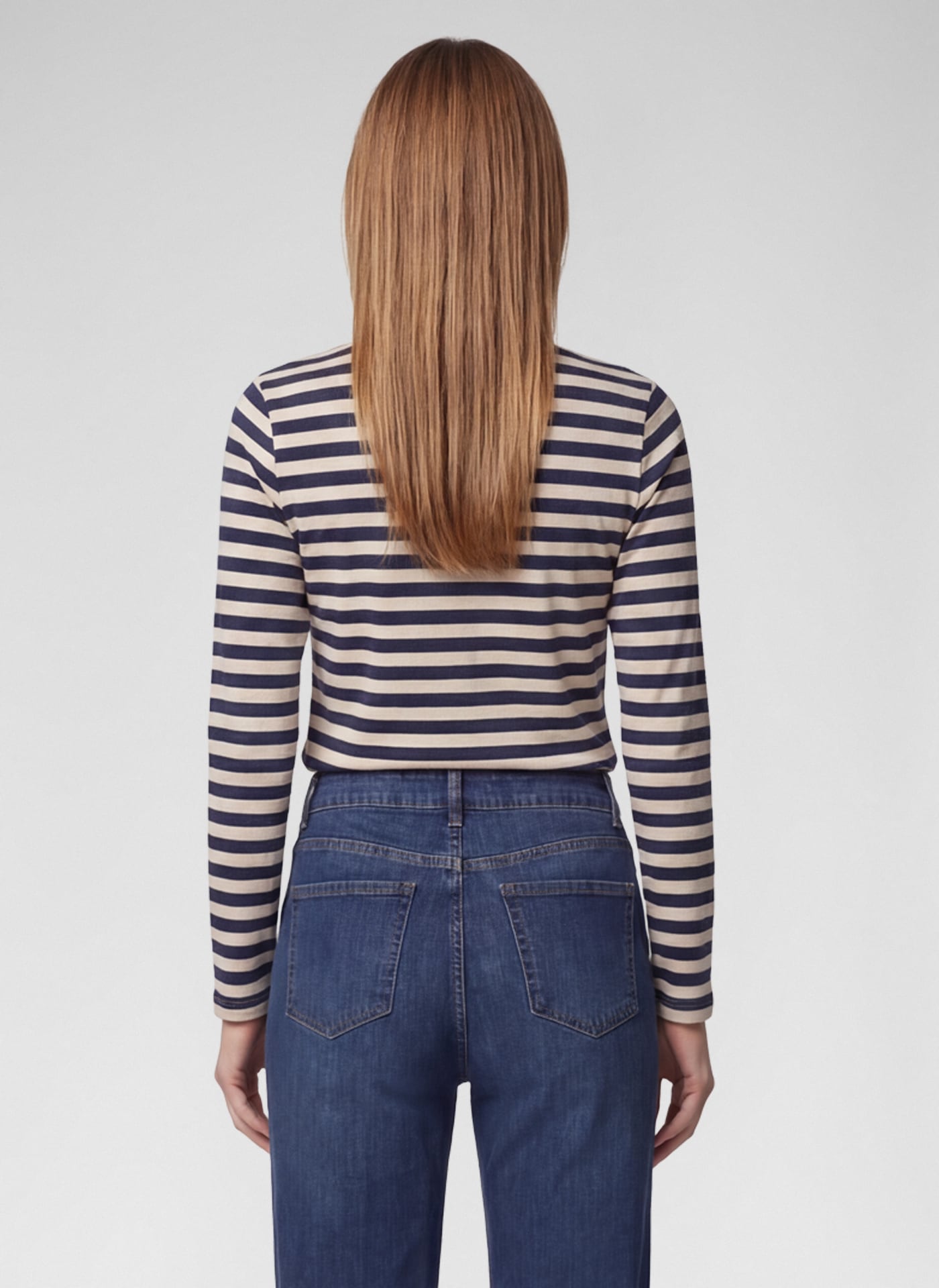 Rabe mit Rundhals und im Streifen-Look