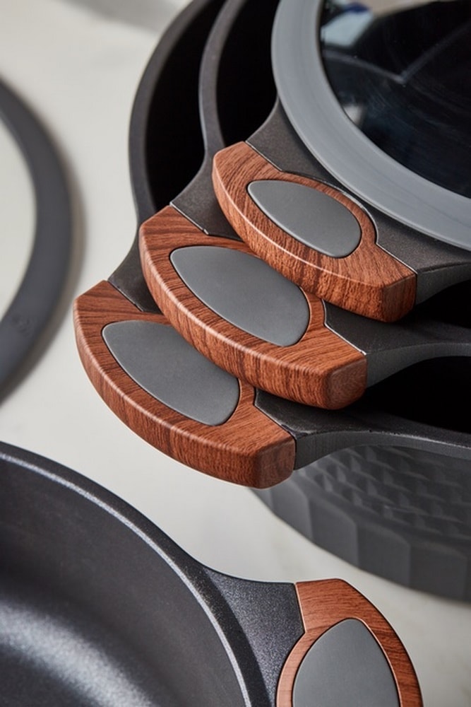 RESTO Kitchenware Kasserolle »Capella, Soßentopf 1,4 l, antihaftbeschichtet und spülmaschinenfest« 2 Stk. tlg. Aluminiumguss