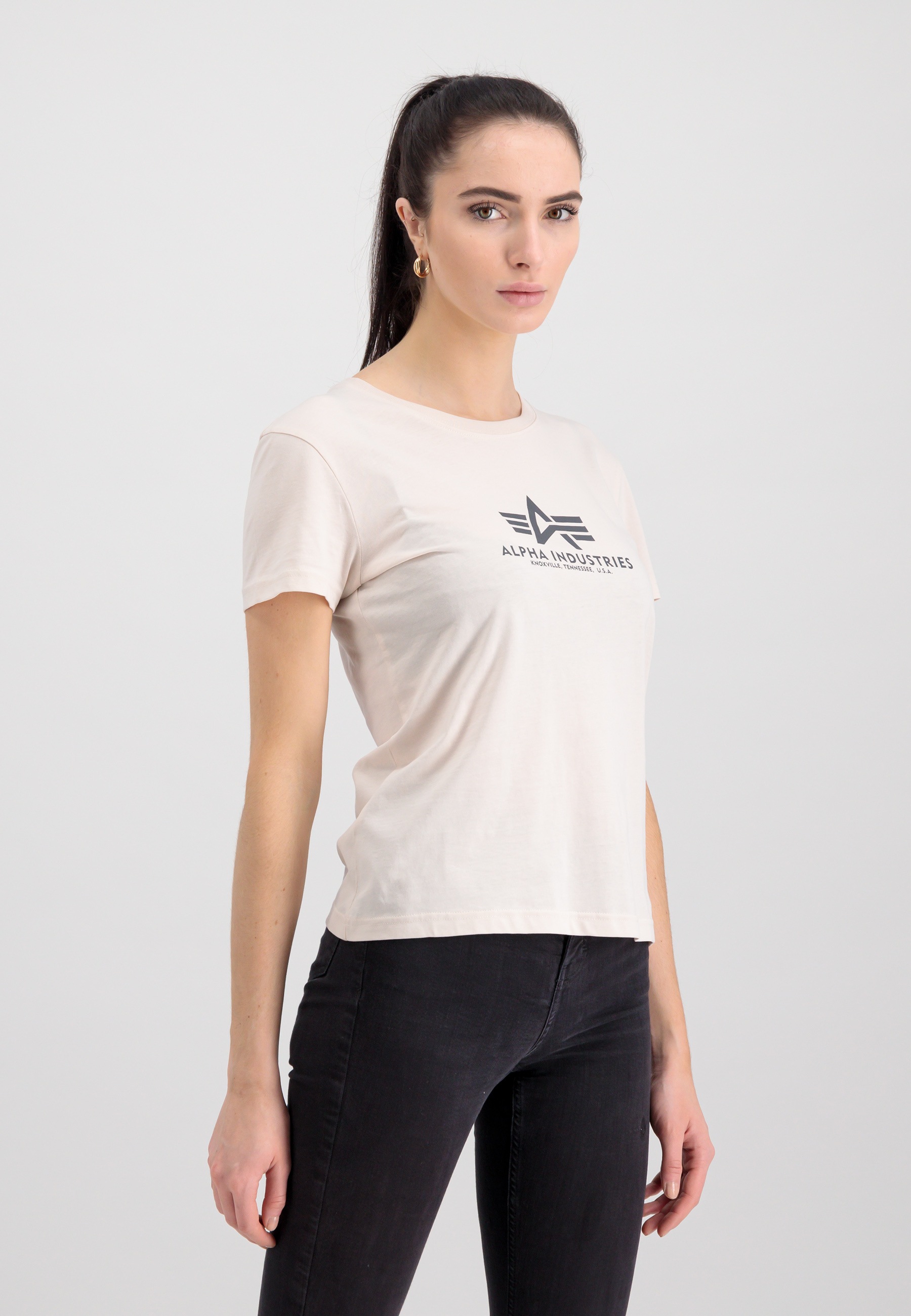 Online Alpha im T Industries Industries Women T-Shirt T-Shirts »Alpha - Basic Shop Wmn« OTTO New bestellen