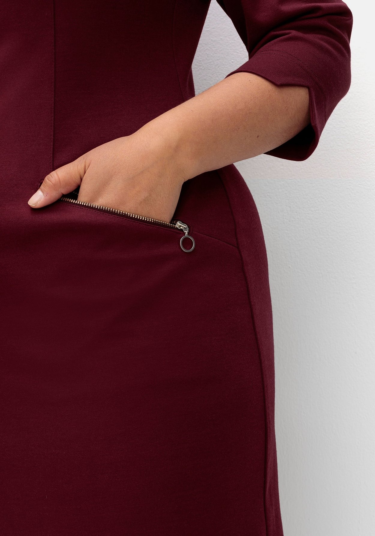 Sheego Etuikleid »Etuikleid mit 3/4- Arm, im Materialmix«