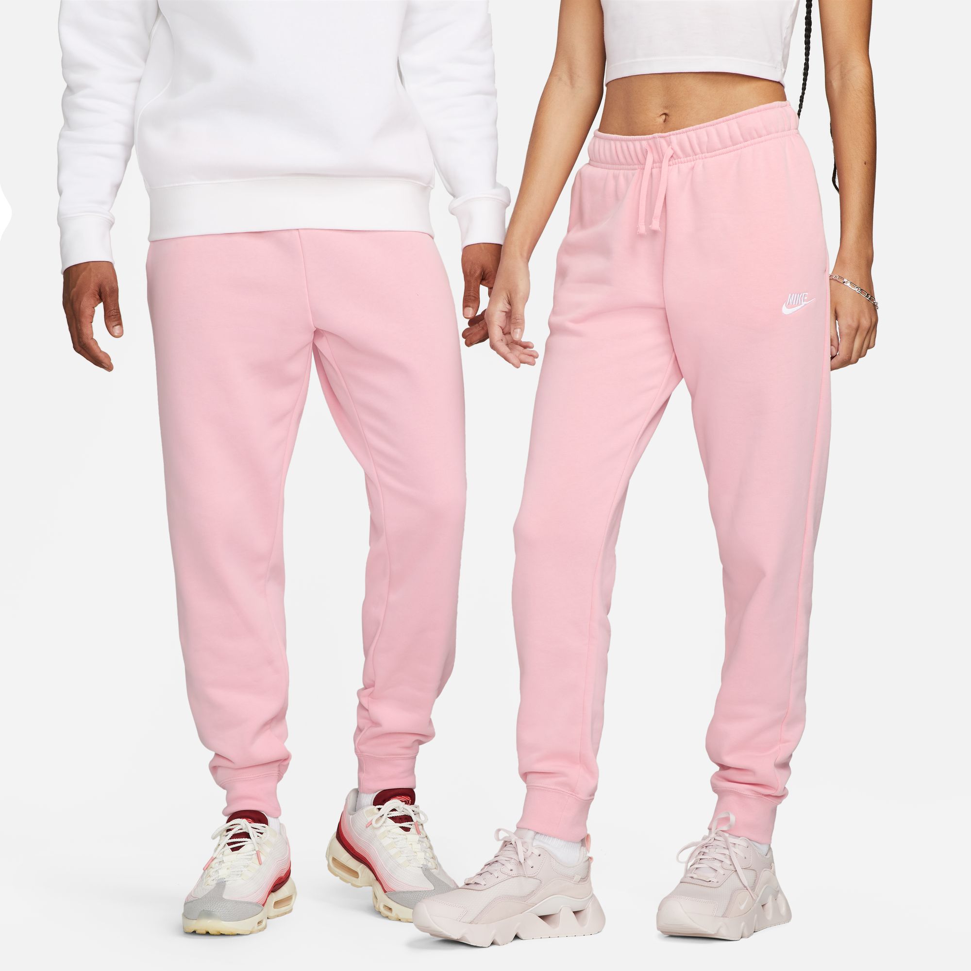 Jogginghose »CLUB FLEECE WOMEN'S MID-RISE JOGGERS«