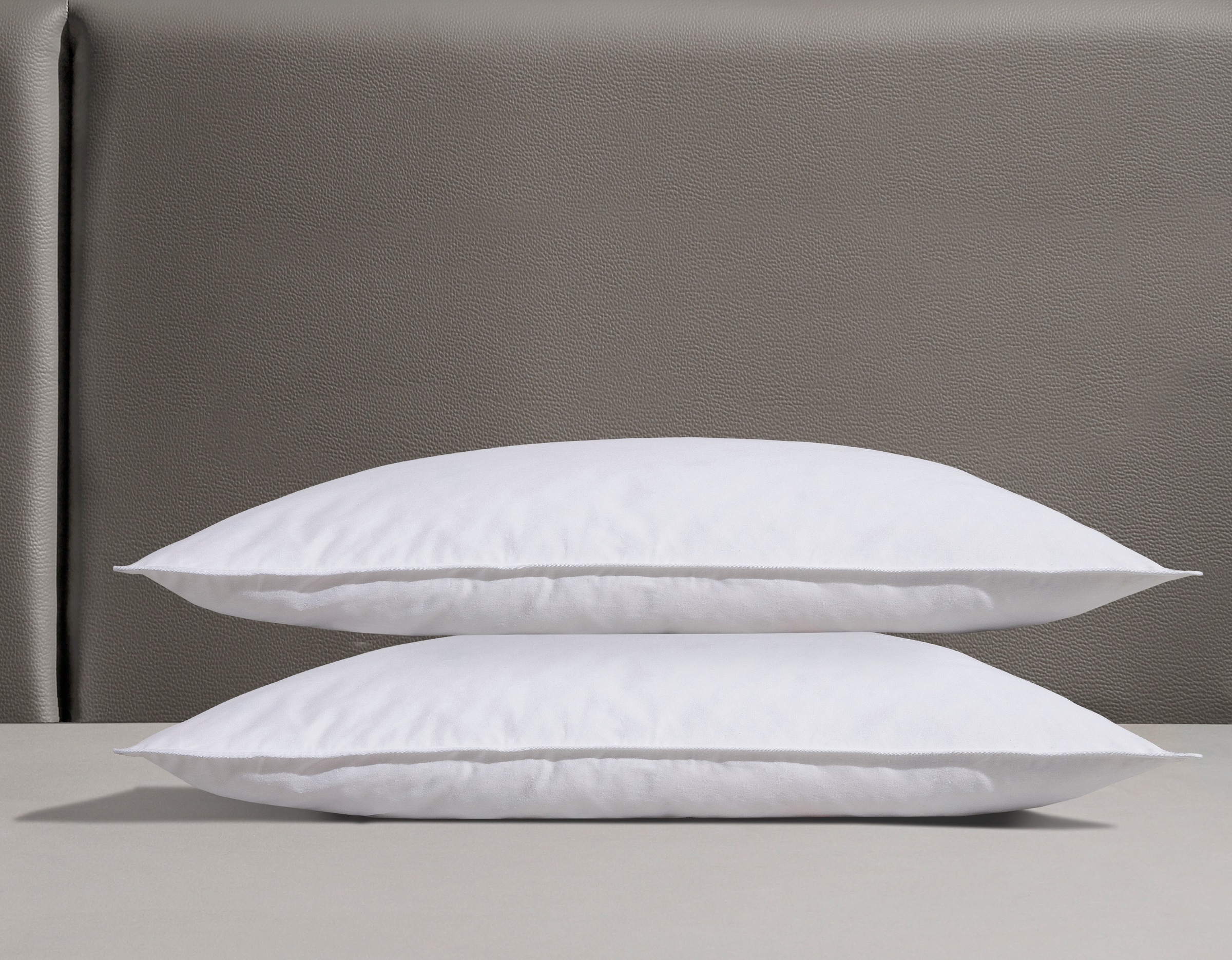 OTTO products Federkopfkissen »Jannika«, Füllung: 90% Federn & 10 % Daunen, Bezug: 100% Baumwolle, (Spar-Set, 2 St., 2-tlg.), plastikfreie Verpackung