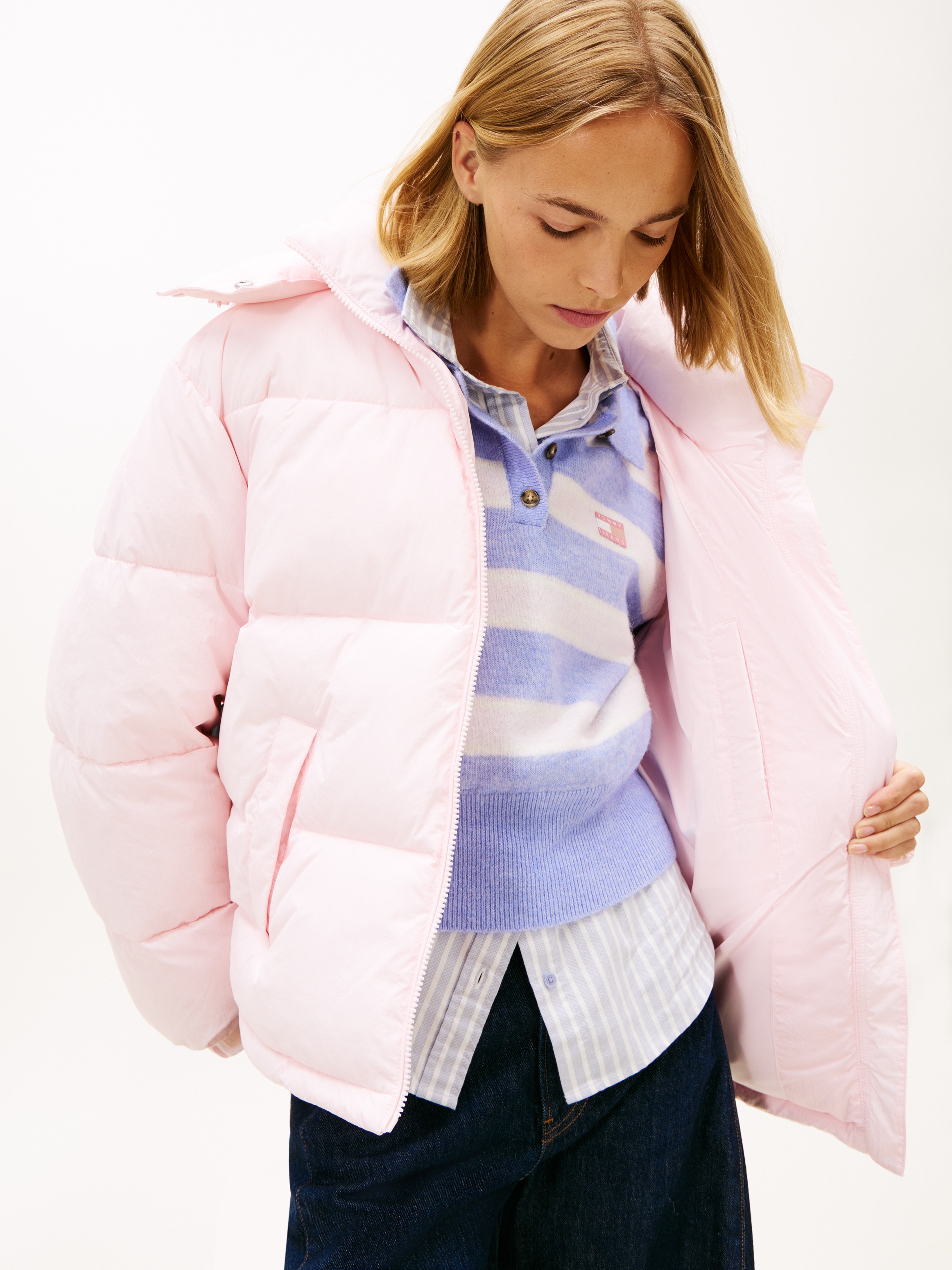 Tommy Jeans Steppjacke »TJW OVS HOODED FLAG PUFFER EXT« mit Kapuze