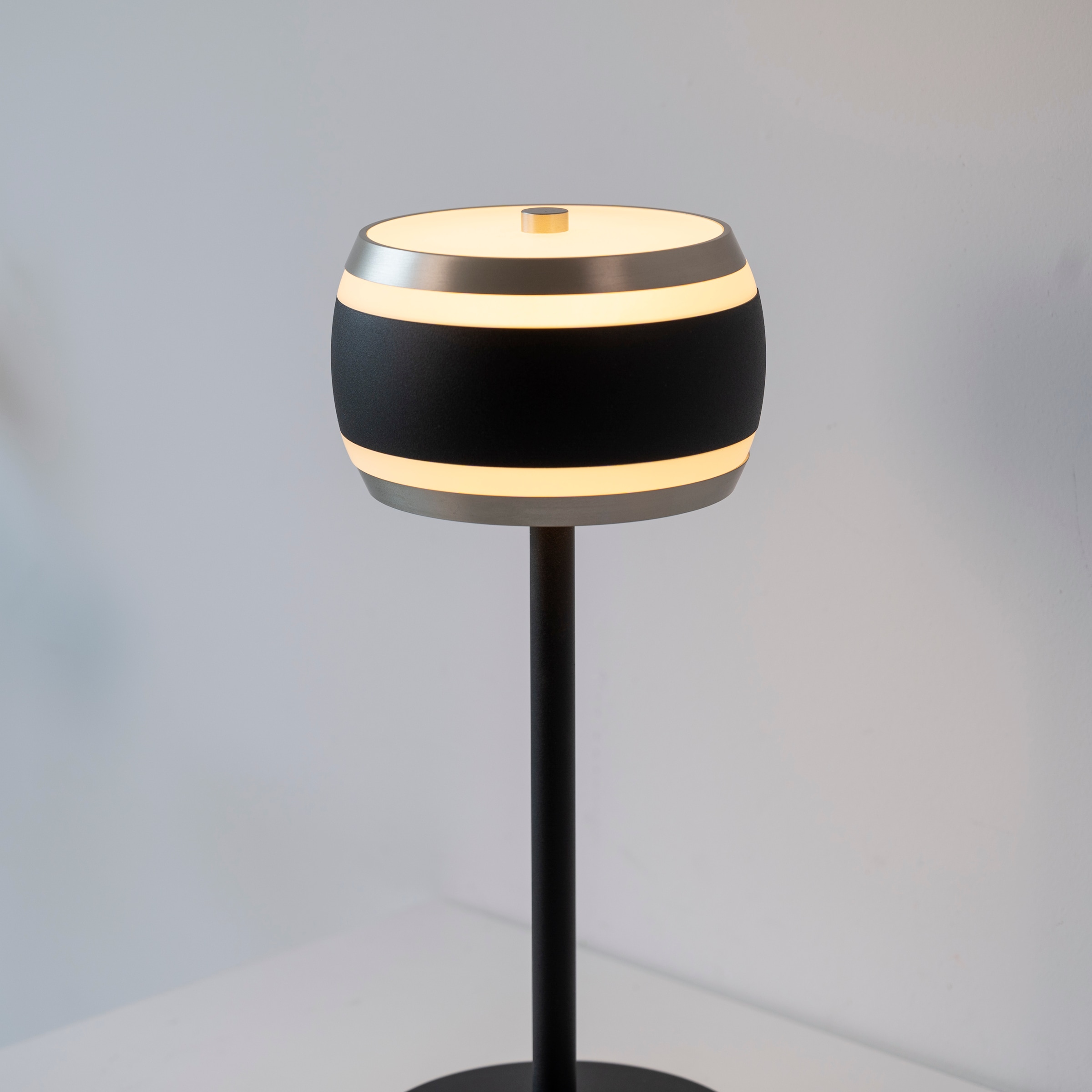 Neuhaus PURE LED Tischleuchte »PURE Falling Rings« LED-Board 1 Stk. warmweiß - kaltweiß Akkubetrieben, CCT, stufenlos dimmbar über Touchdimmer