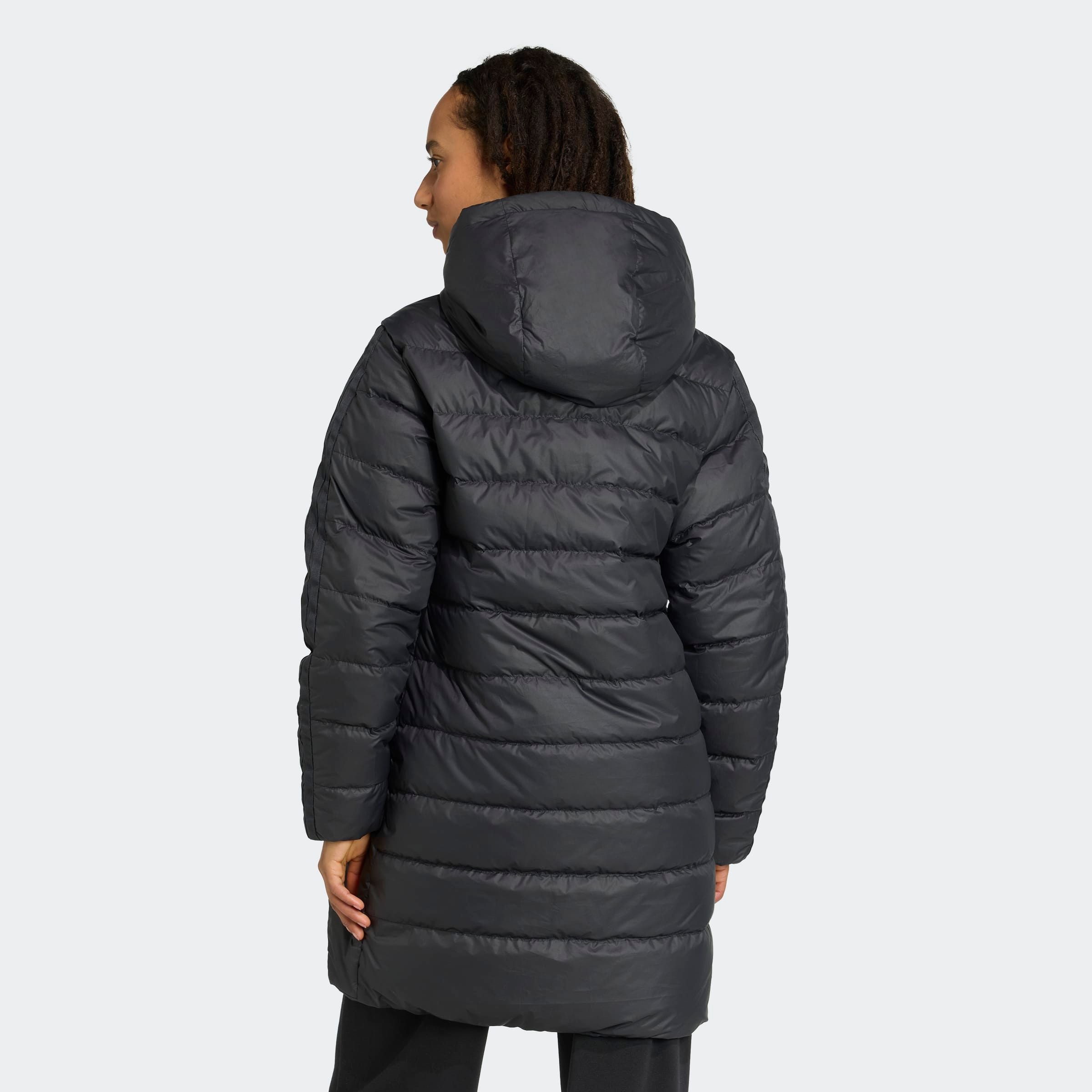 adidas Sportswear Daunenjacke »ESSENTIALS CLIMAWARM 3-STREIFEN LIGHT DAUNENPARKA MIT KAPUZE« Winterjacke Damen