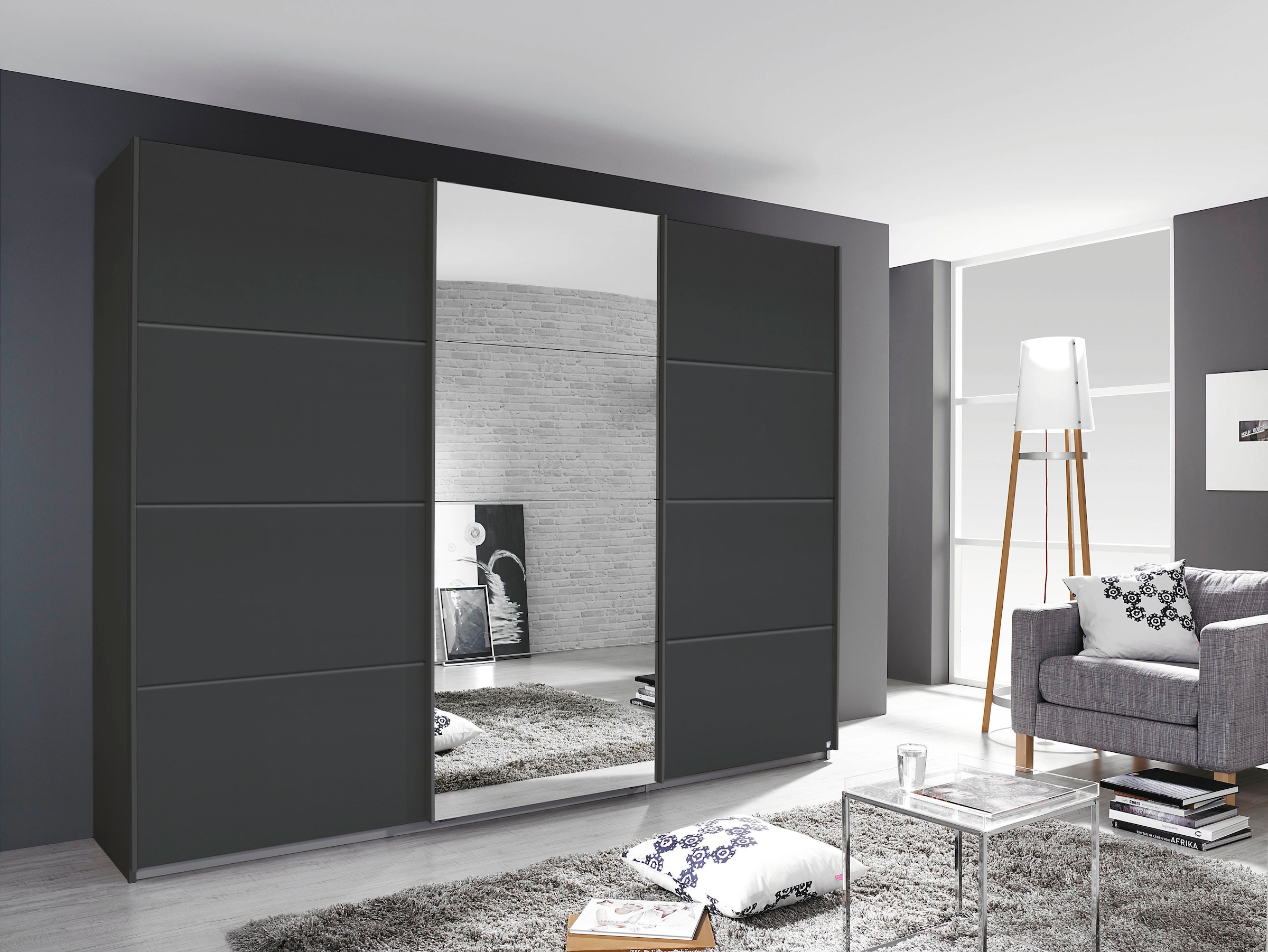 rauch Schwebetürenschrank »Kleiderschrank Schrank Garderobe Schlafzimmerschrank TUBONA«, inkl. Schubkasteneinsatz und zusätzlichen Einlegeböden MADE IN GERMANY