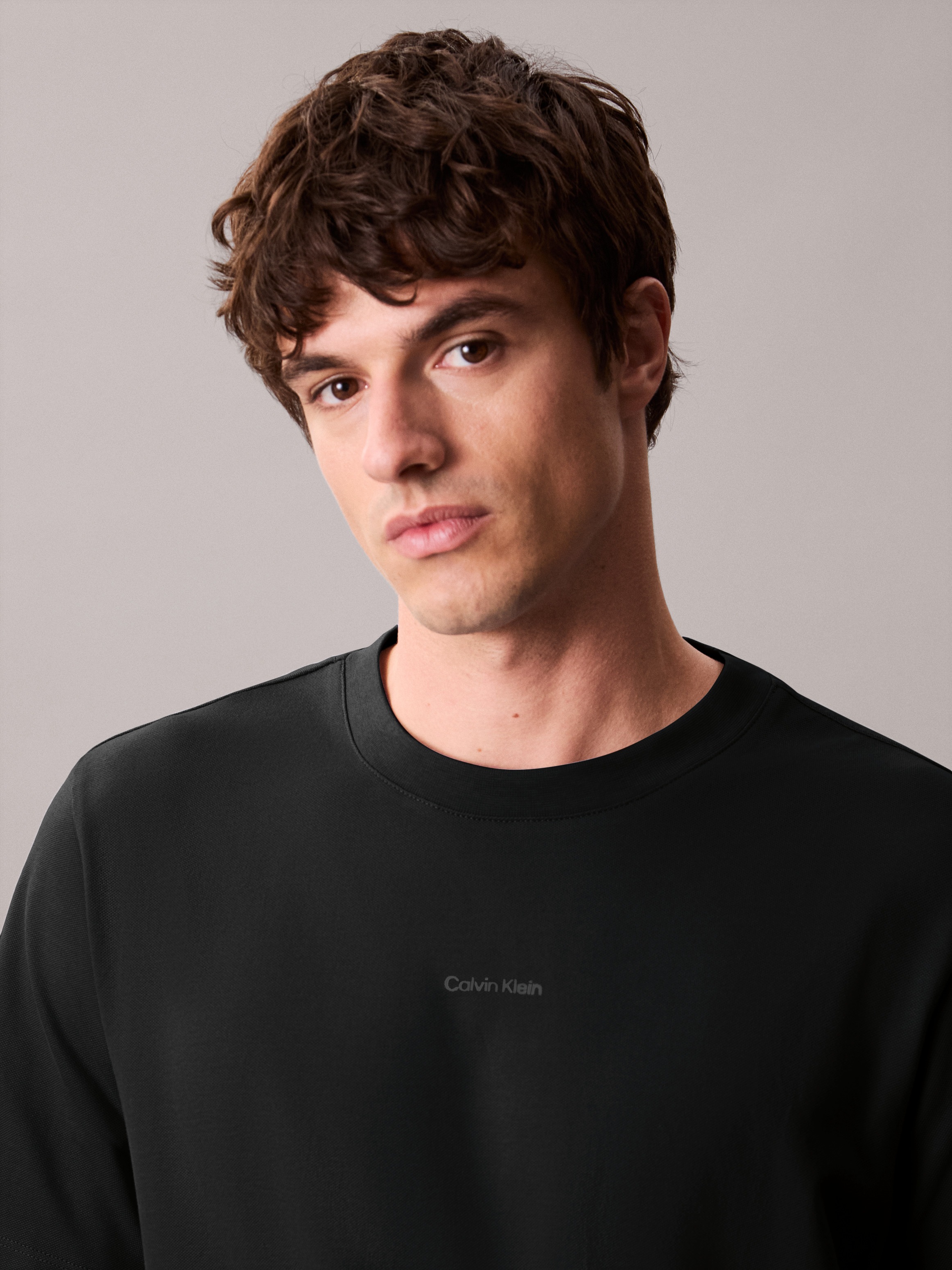 Calvin Klein T-Shirt »SS STRETCH PIQUE NANO EASY TEE«, Mit Rundhalsausschnitt