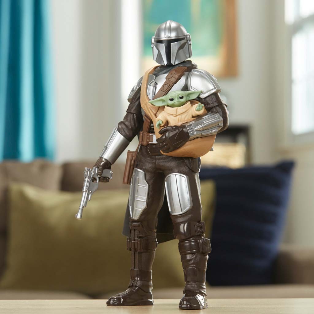Hasbro Spielfigur »Star Wars Galactic Action The Mandalorian & Grogu«, interaktive elektronische Figuren mit Soundeffekten