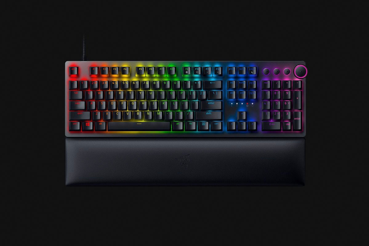 RAZER Gaming-Tastatur »Huntsman V2 Red Switch«, (Multimedia-Tasten-Fn-Tasten-USB-Anschluss-Gaming-Modus-Handgelenkauflage)