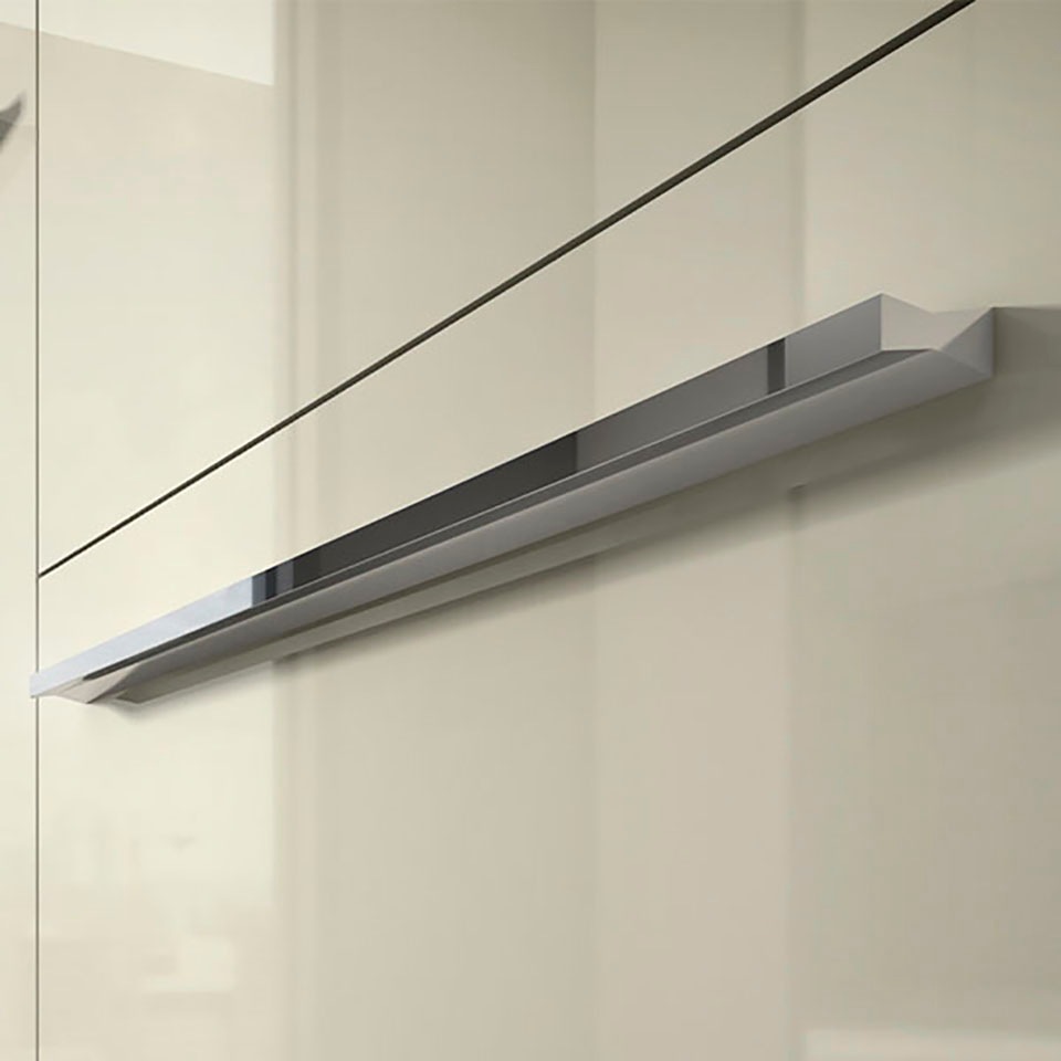 Places of Style Highboard »Piano Vitrine«, UV lackiert, Soft-Close Funktion