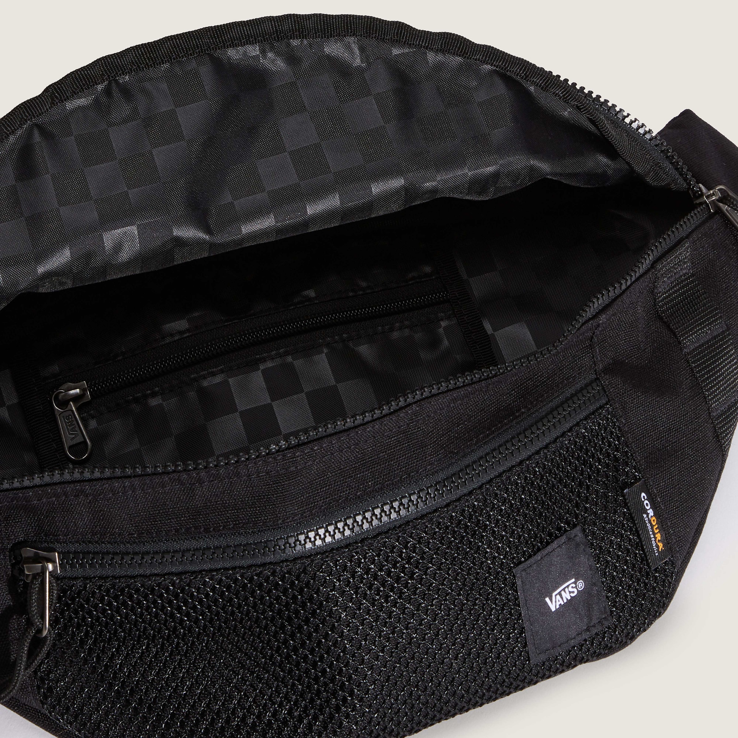 Vans Gürteltasche »WARD CROSS BODY PACK« kompaktes 4-Liter-Volumen, Außenfach mit Reißverschluss