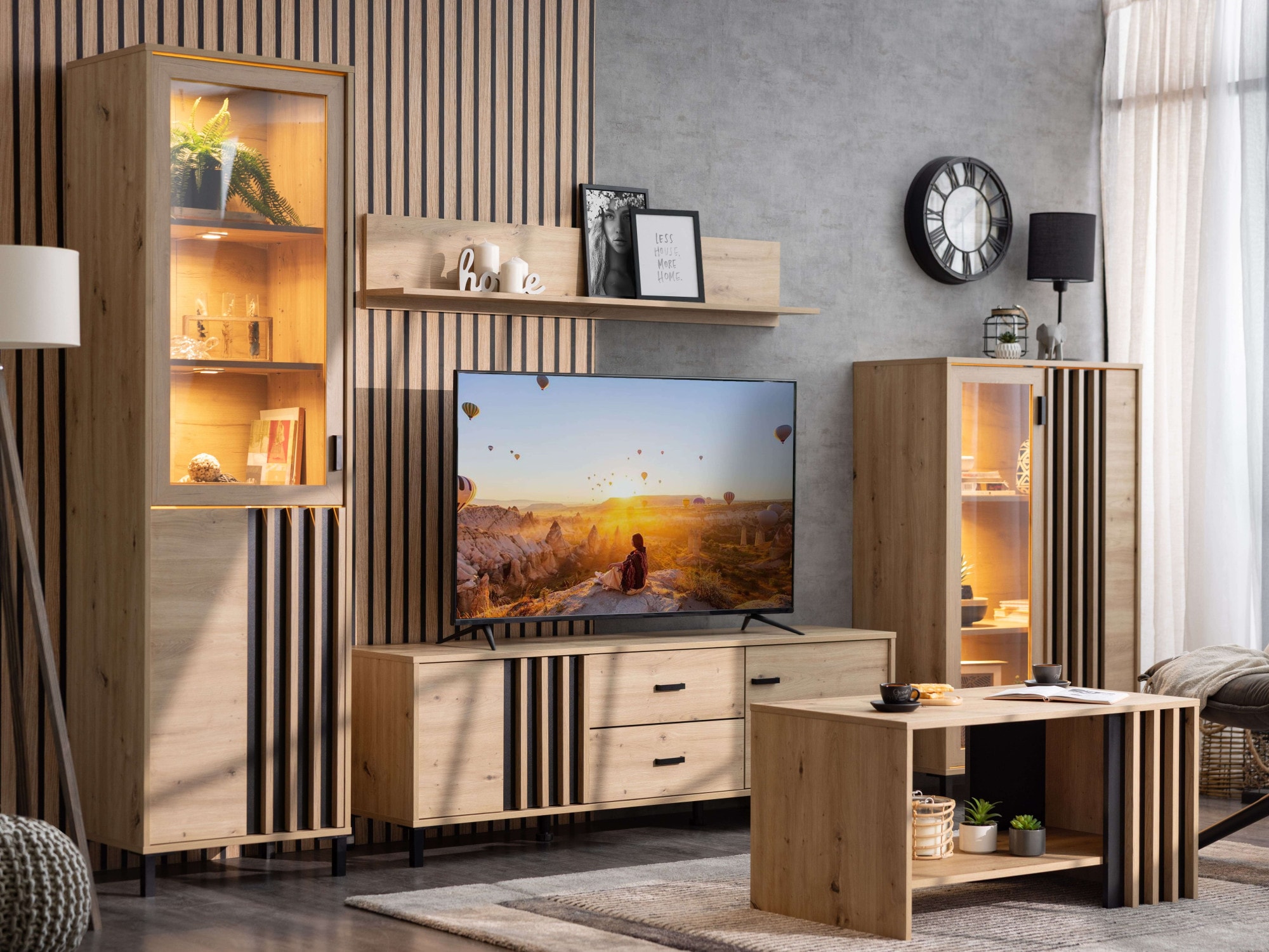 Home affaire Lowboard »LAVAL, TV-Board, TV-Kommode, TV-Schrank, TV-Unterschrank, TV-Möbel« Modernes Lowboard in Artisan-Dekor mit viel Stauraum, Lamellen-Optik