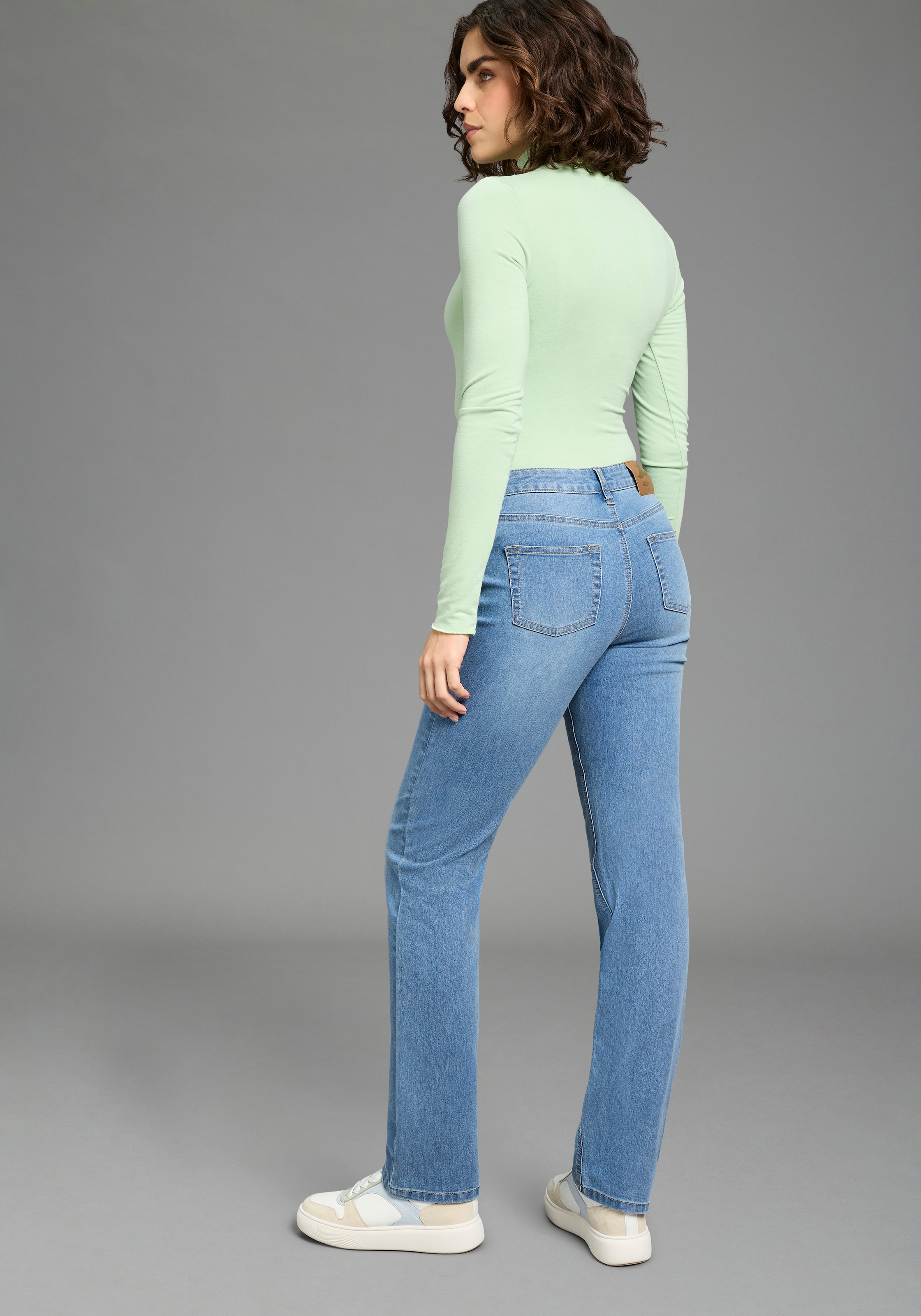 Arizona Gerade Jeans gerade geschnitten, normale Passform, hohe Leibhöhe