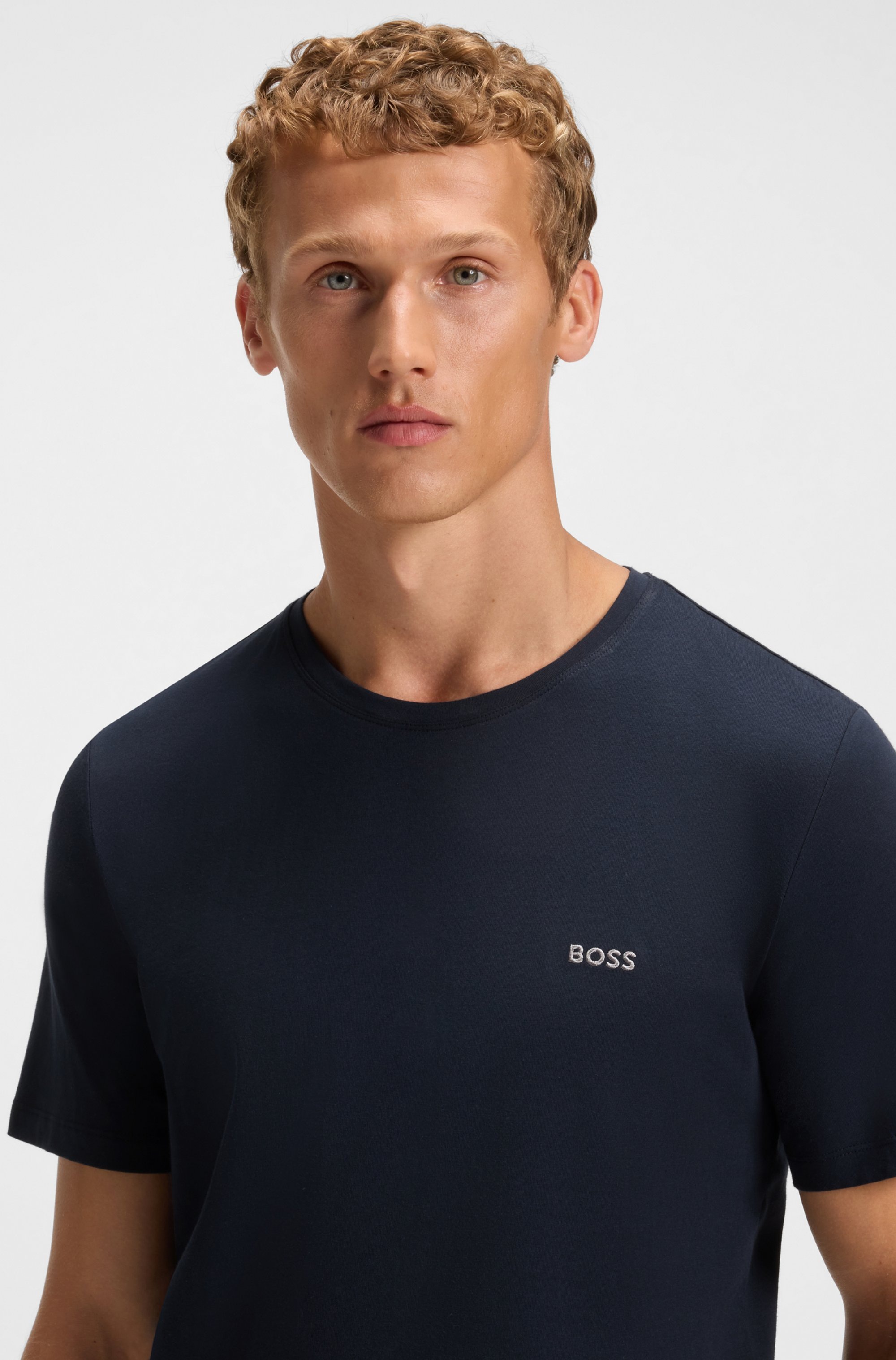 BOSS T-Shirt »Mix&Match T-Shirt R«, mit BOSS Stickerei auf der Brust