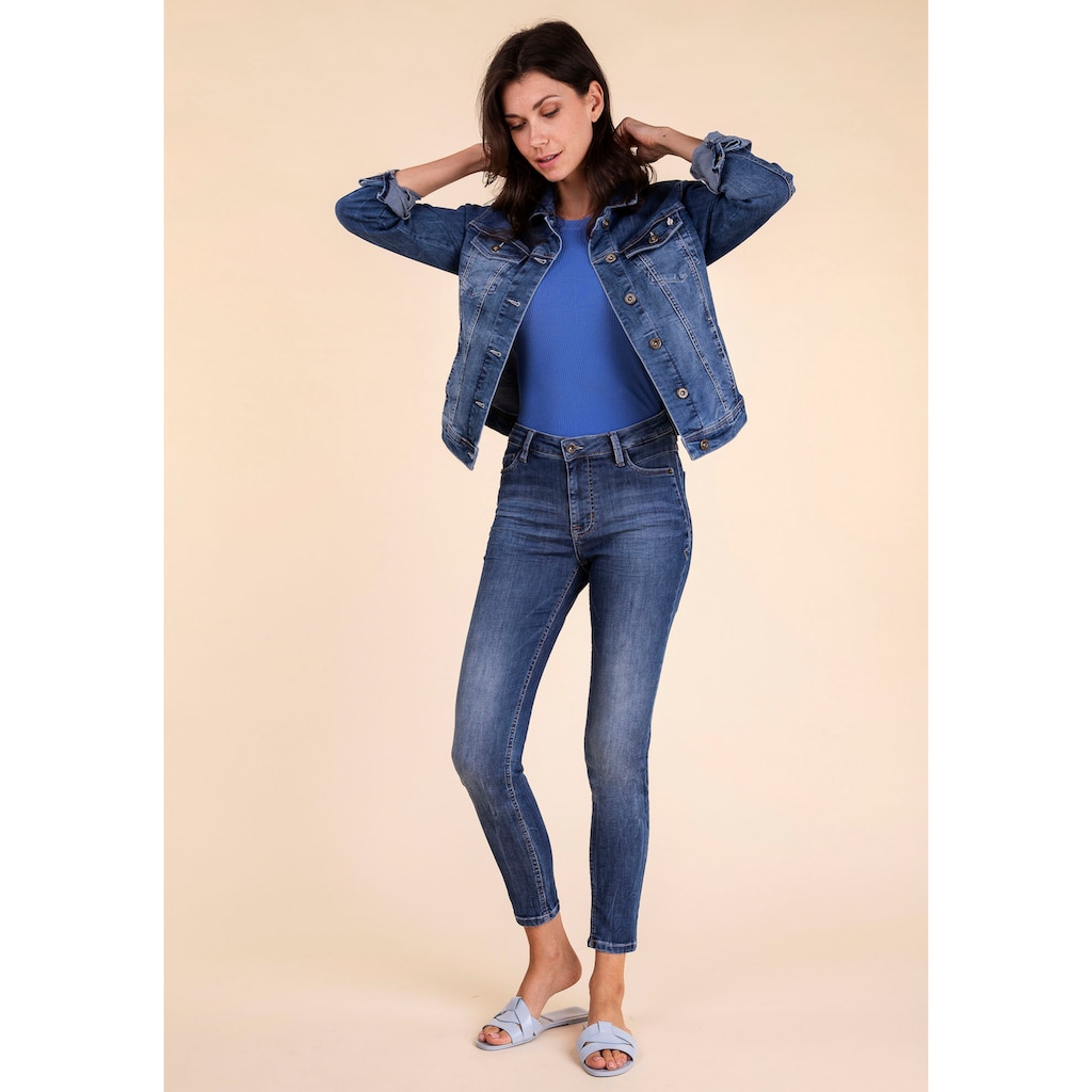 BLUE FIRE Skinny-fit-Jeans »LARA SKINNY HIGH RISE«, perfekter Sitz durch Elasthan-Anteil