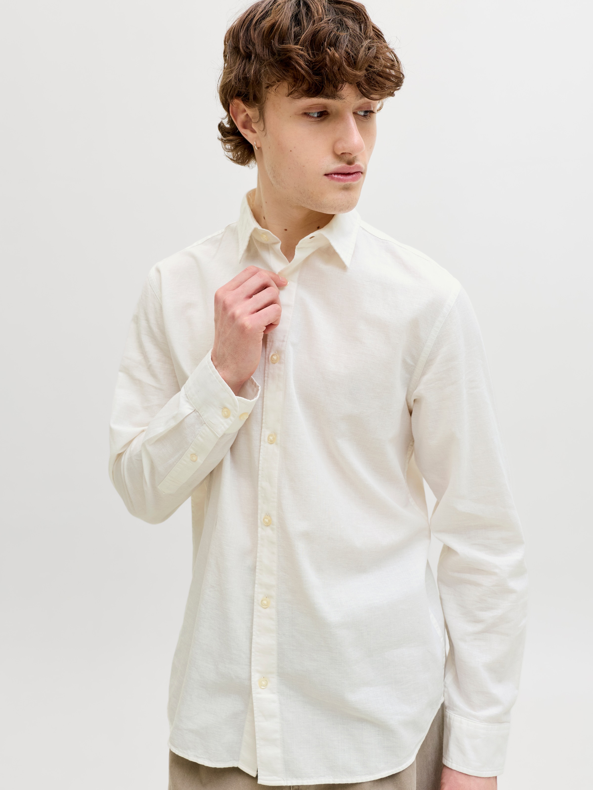 Jack & Jones Langarmhemd »JJEBREEZE LINEN BLEND SHIRT L/S SN« mit Knopfleiste