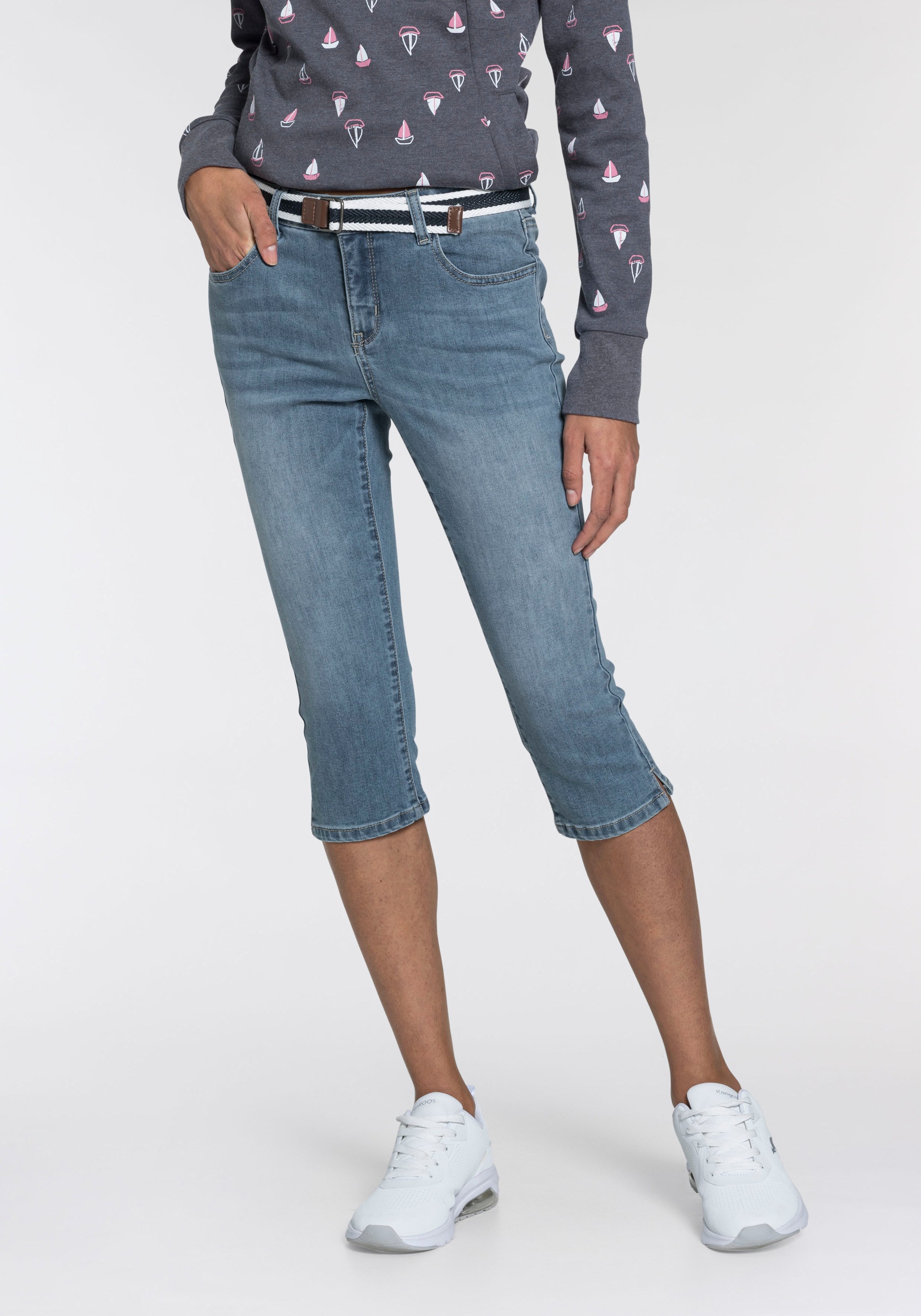 KangaROOS Caprijeans »CAPRI-JEANS mit Gürtel«, (Set, mit abnehmbarem Gürtel), mit passendem Gürtel - NEUE KOLLEKTION
