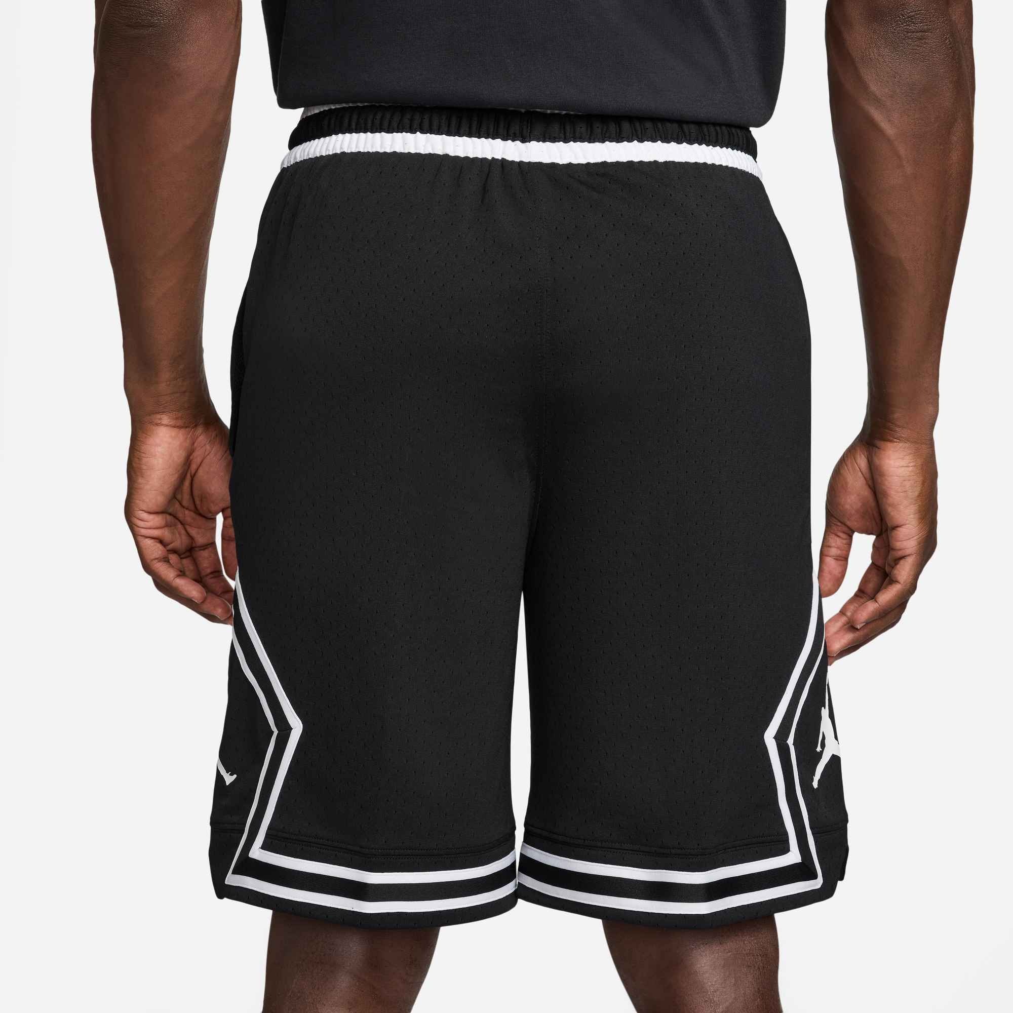 Jordan Trainingsshorts »Jordan Sport Men's Dri-FIT 9" Diamond Shorts«  mit elastischem Bund mit Kordelzug, aus Mesh-Material, gerade Passform