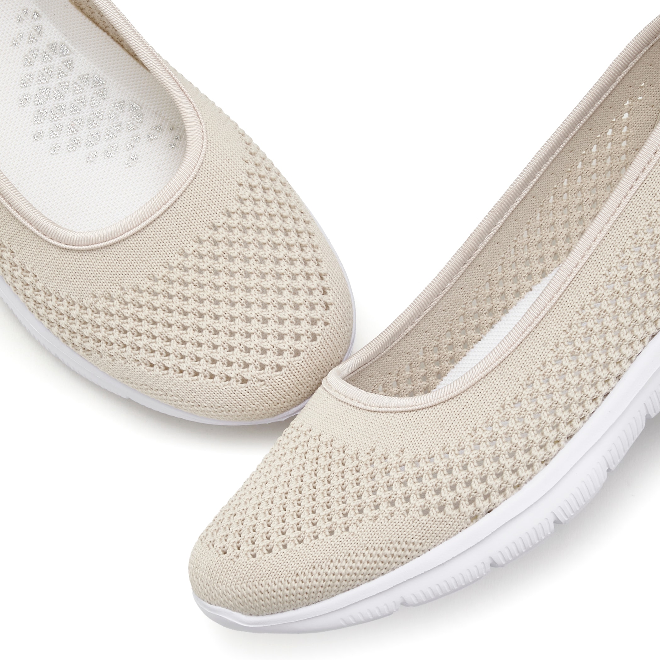 LASCANA Sneaker Ballerinas, ultraleichter Slipper, Freizeitschuh zum Reinschlüpfen VEGAN