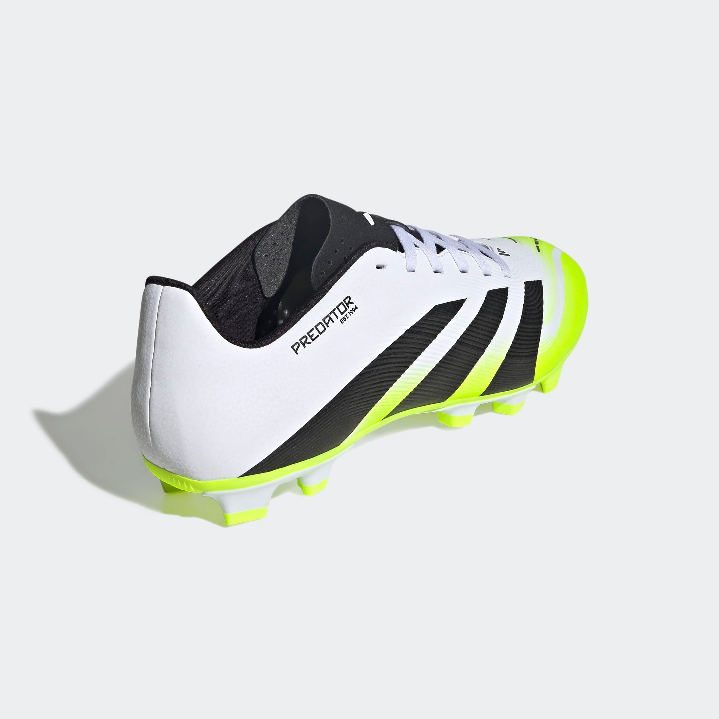 adidas Performance Fußballschuh »PREDATOR CLUB E FÜR KUNSTRASEN, HART- UND ASCHENPLÄTZE«, geeignet für Rasen- und Kunstrasenplätze
