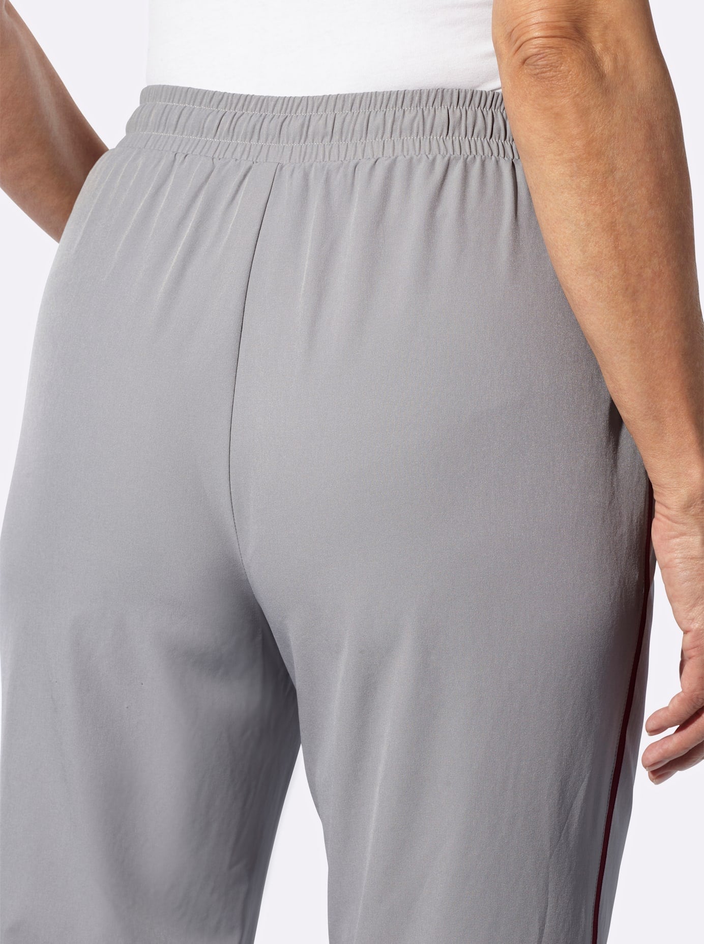   Schlupfhose