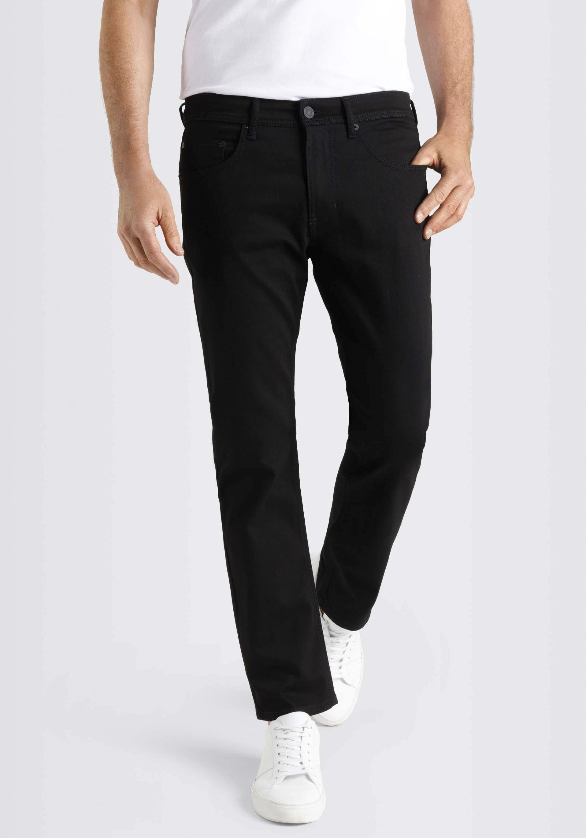 Straight-Jeans »Arne«, in gepflegter Optik, mit Stretch