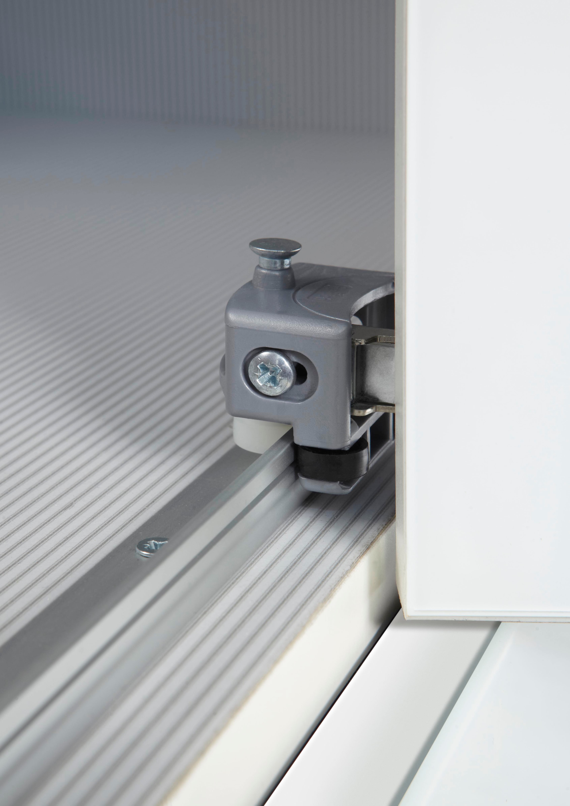 WIEMANN Falttürenschrank »Ohio, Kleiderschrank, Schrank, Garderobe, mit Glasfront, 300 cm« inklusive Einlegeböden & Kleiderstangen, 2 Höhen, MADE IN GERMANY,  inklusive Türdämpfung, hochwertige Glasfront