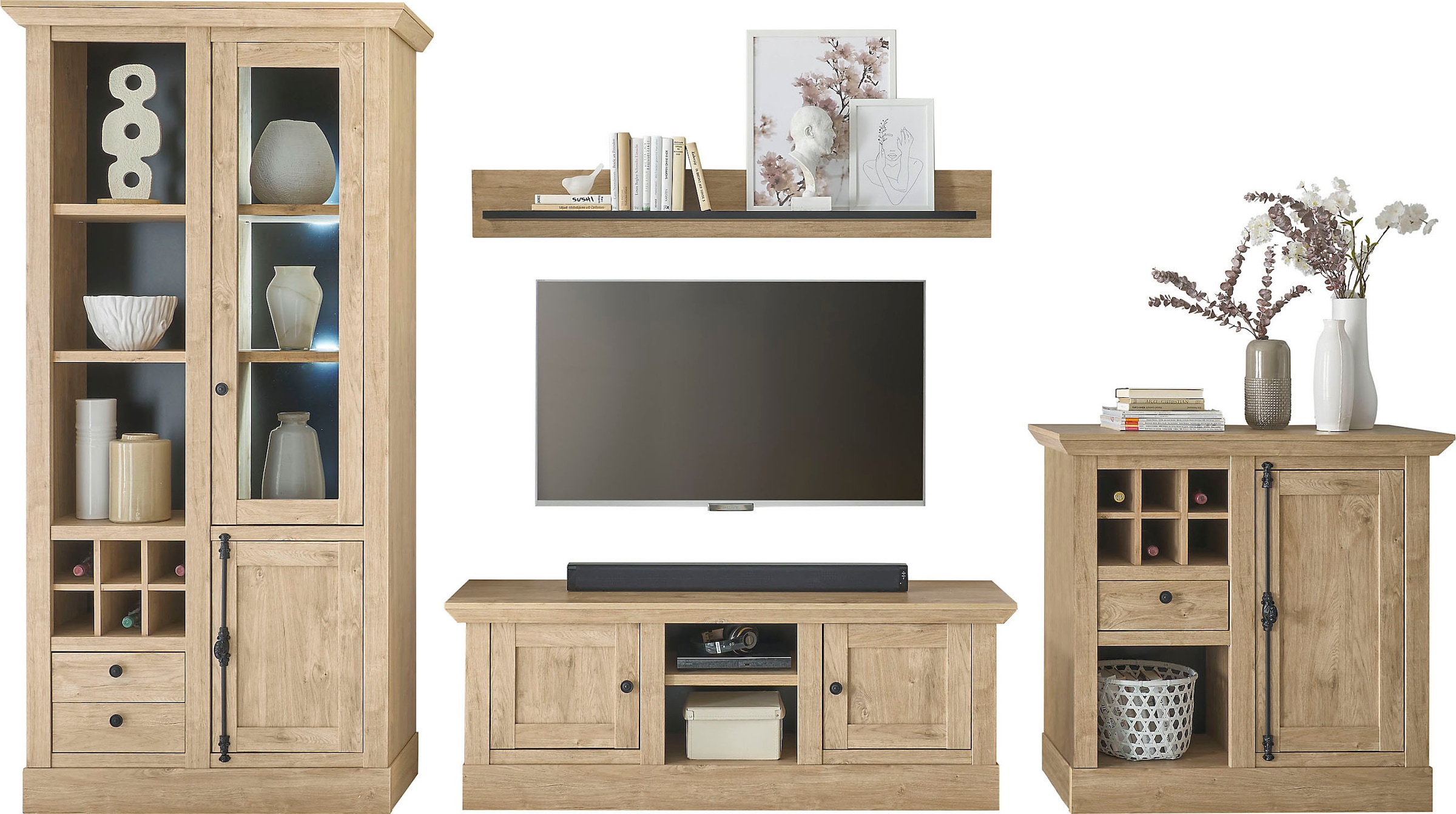 Home affaire Wohnwand »Cornwall, Anbauwand im Landhausstil, Wohnzimmer-Set, Eiche Dekor«, (Set, 4 St.), enthält Vitrine, Lowboard, Kommode, Wandboard, 382 cm breit