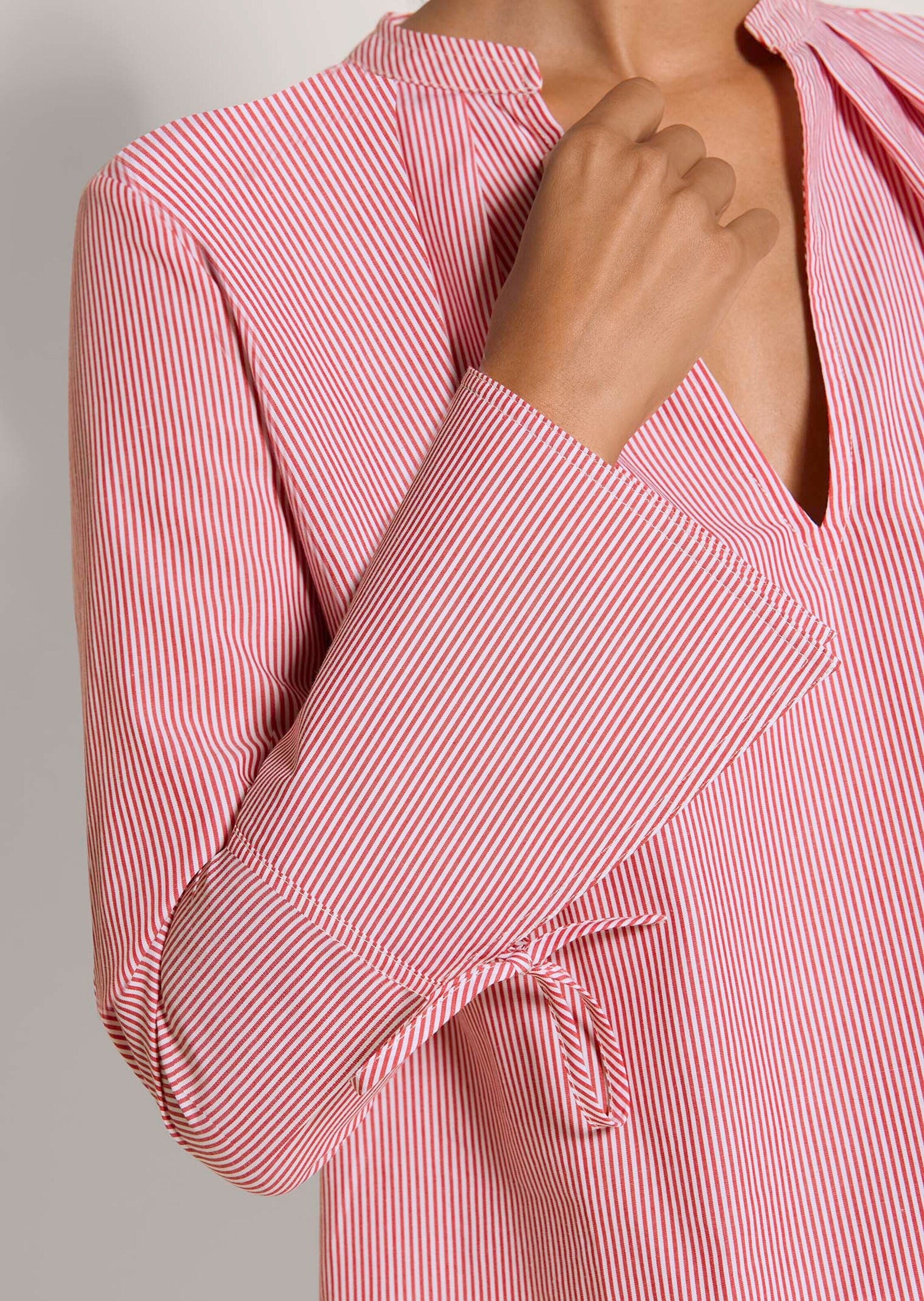 MADELEINE Langarmbluse »Streifenbluse Blusenshirt mit Streifendesign« Bluse mit Rundhalsblende mit V-Ausschnitt