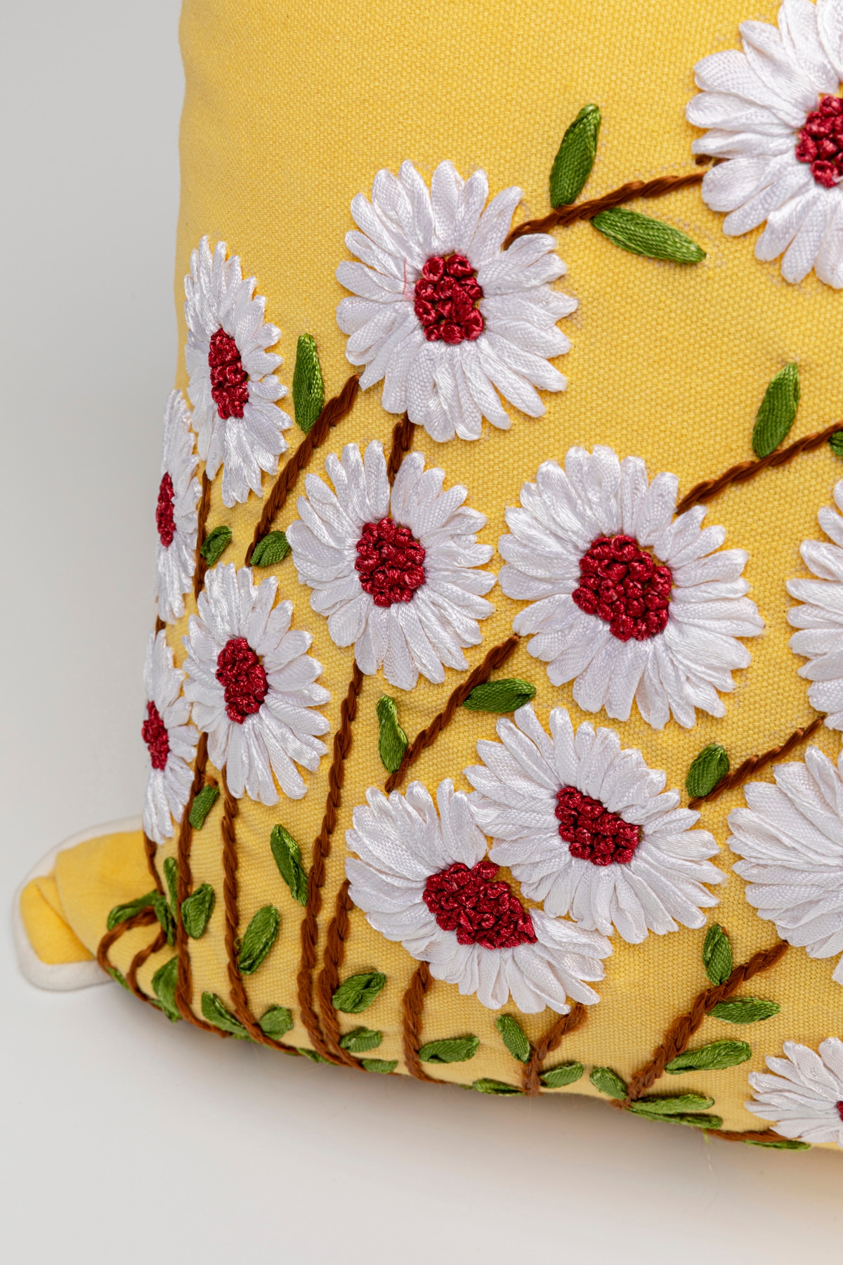 Kare Design Dekokissen »Margarita, Kissenhülle mit Füllung, 40x60 cm« stützt Kopf und Nacken angenehm und sorgt für erholsamen Schlaf