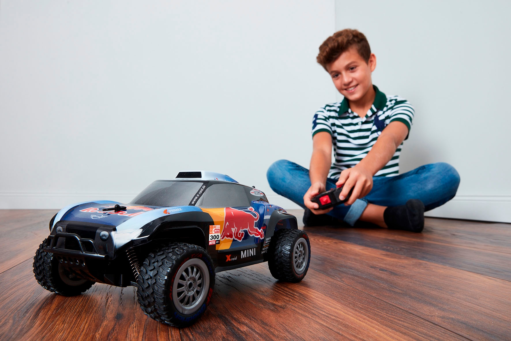 Happy People RC-Buggy »Mini Cooper JCW X-Raid Red Bull«, mit Fernbedienung